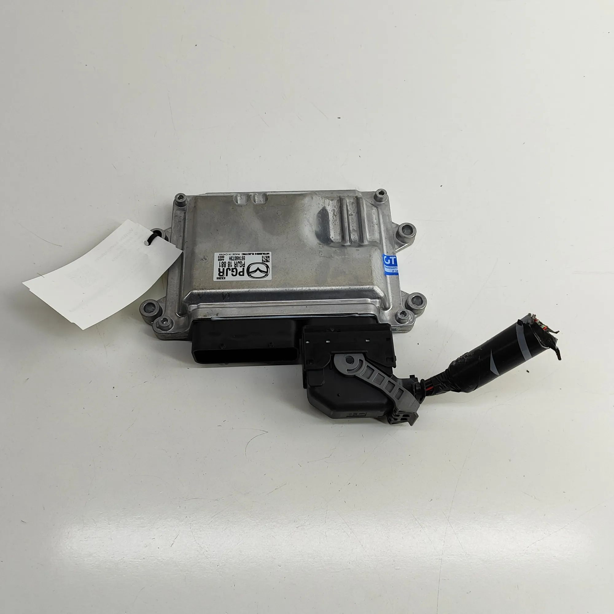 Mazda 3 (BP) Engine Control Unit E6TA6073H, PGJR-18-881 Engine Control Unit MAZD...
