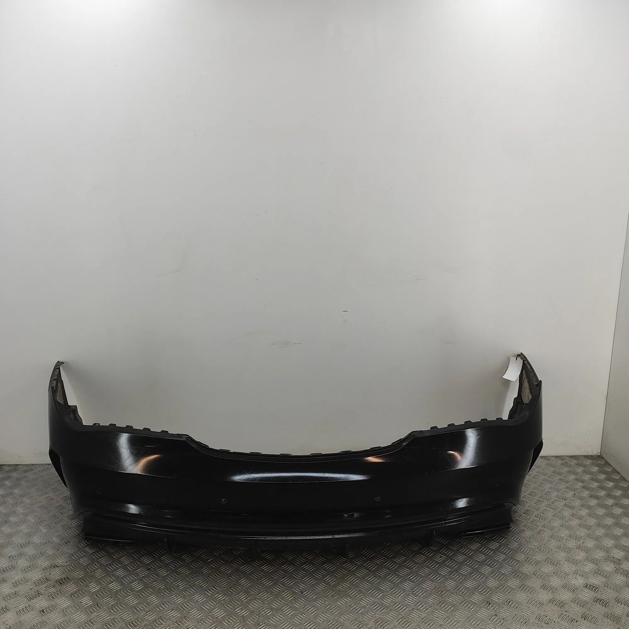Mercedes-Benz CLA (C117) rear bumper A1179053901, A1178801401 Rear Bumper MERCEDES-B...