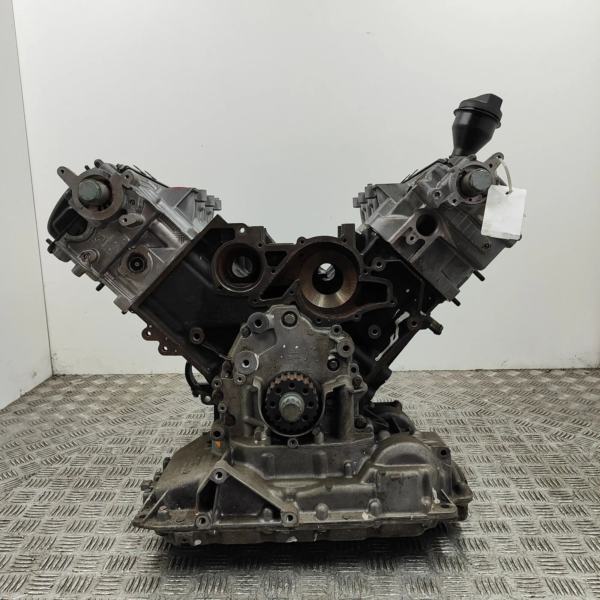 Audi A6 (C5) Engine Motor AKE Engine Motor AUDI A6 (4B2, C5) (1997-2005)
...