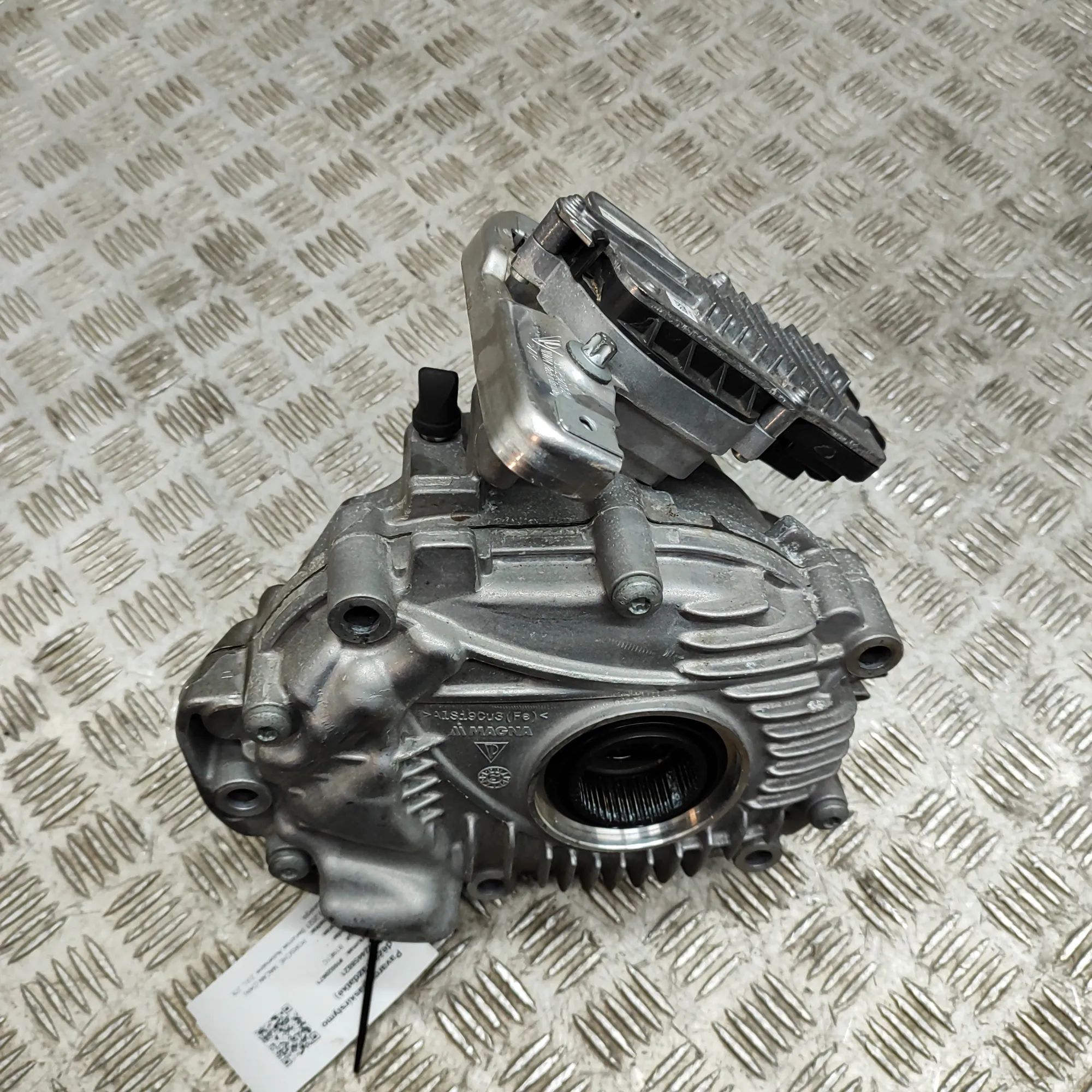 Porsche Macan Transfer box