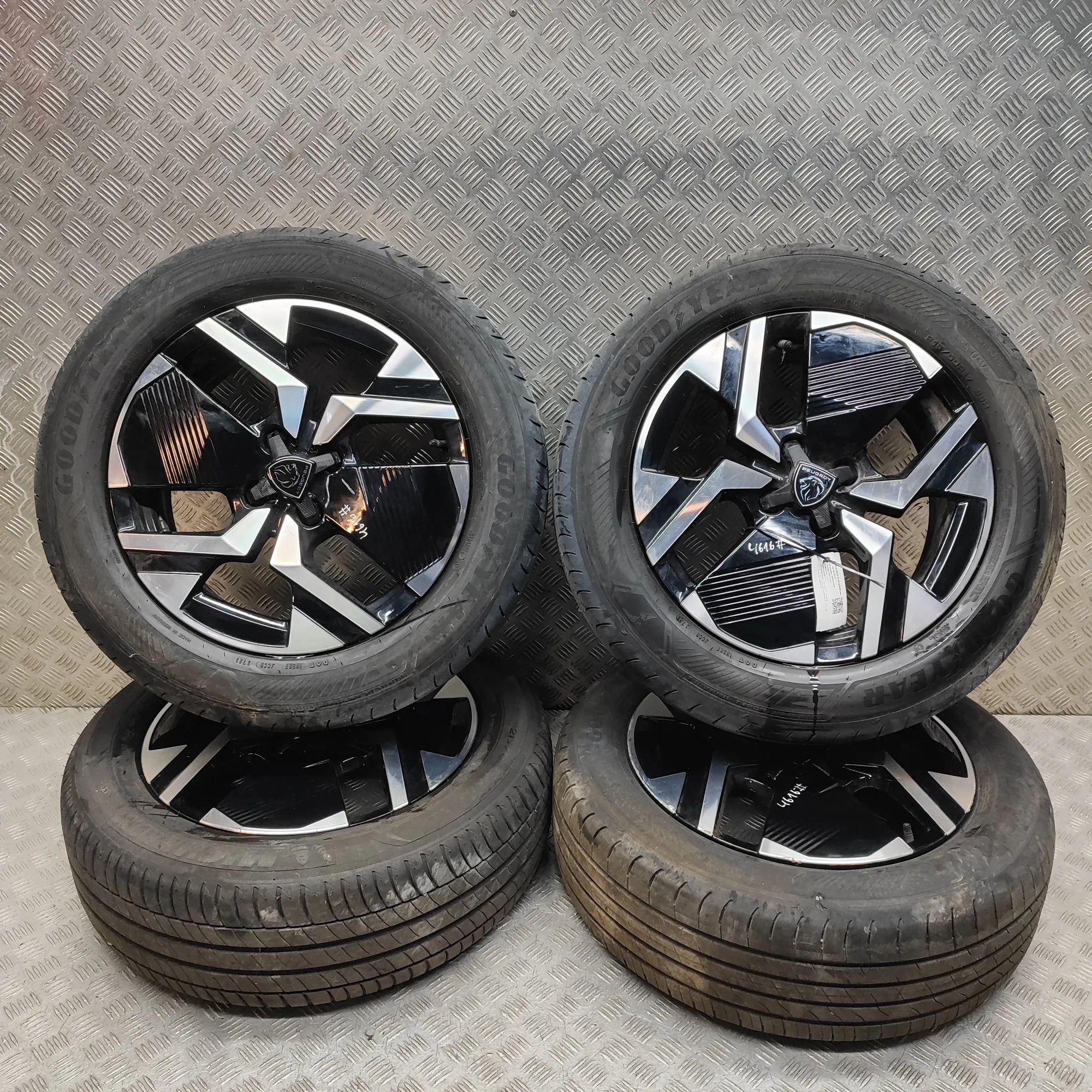 Peugeot 2008 Alloy Wheel Set 9849269080 Alloy Wheel Set PEUGEOT 2008 (II) (2...