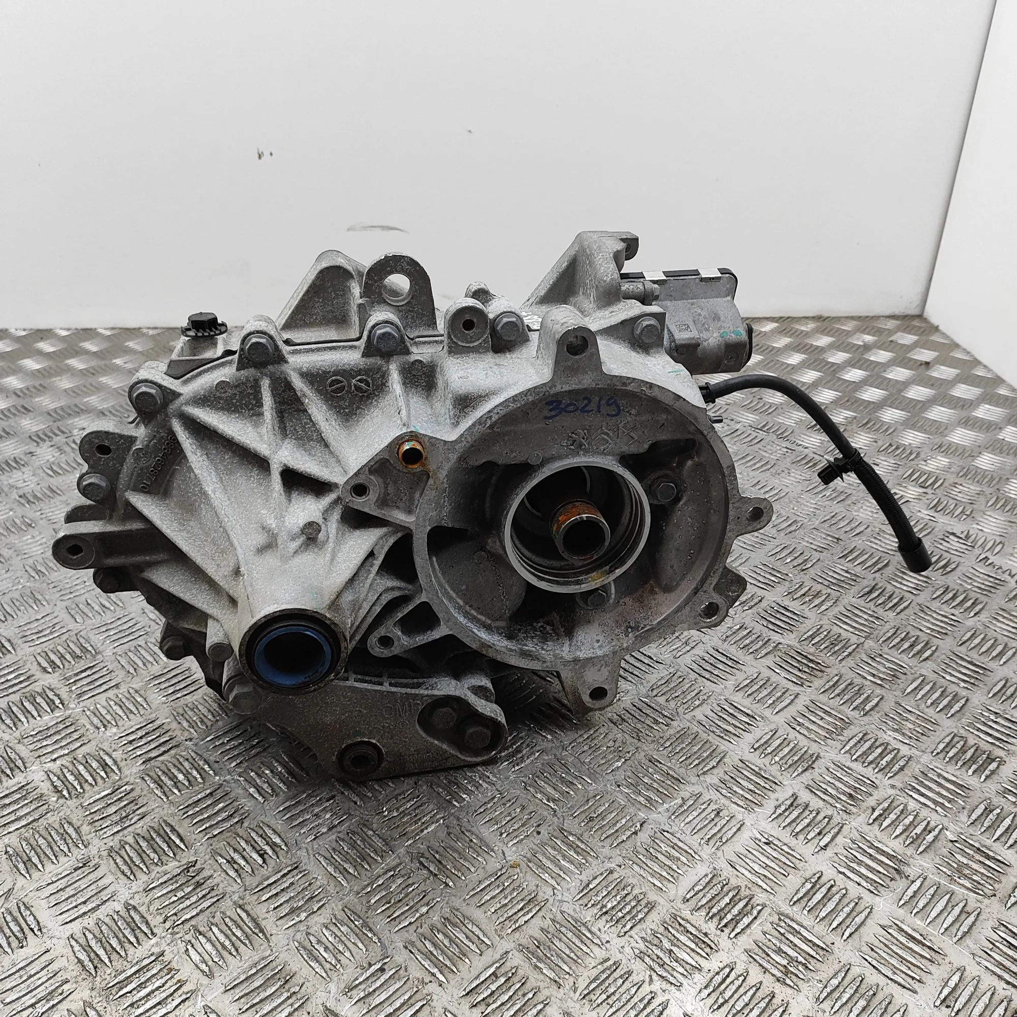Opel Corsa (E) Gearbox 9840267380, 9834628710, 9834627280 Gearbox OPEL...