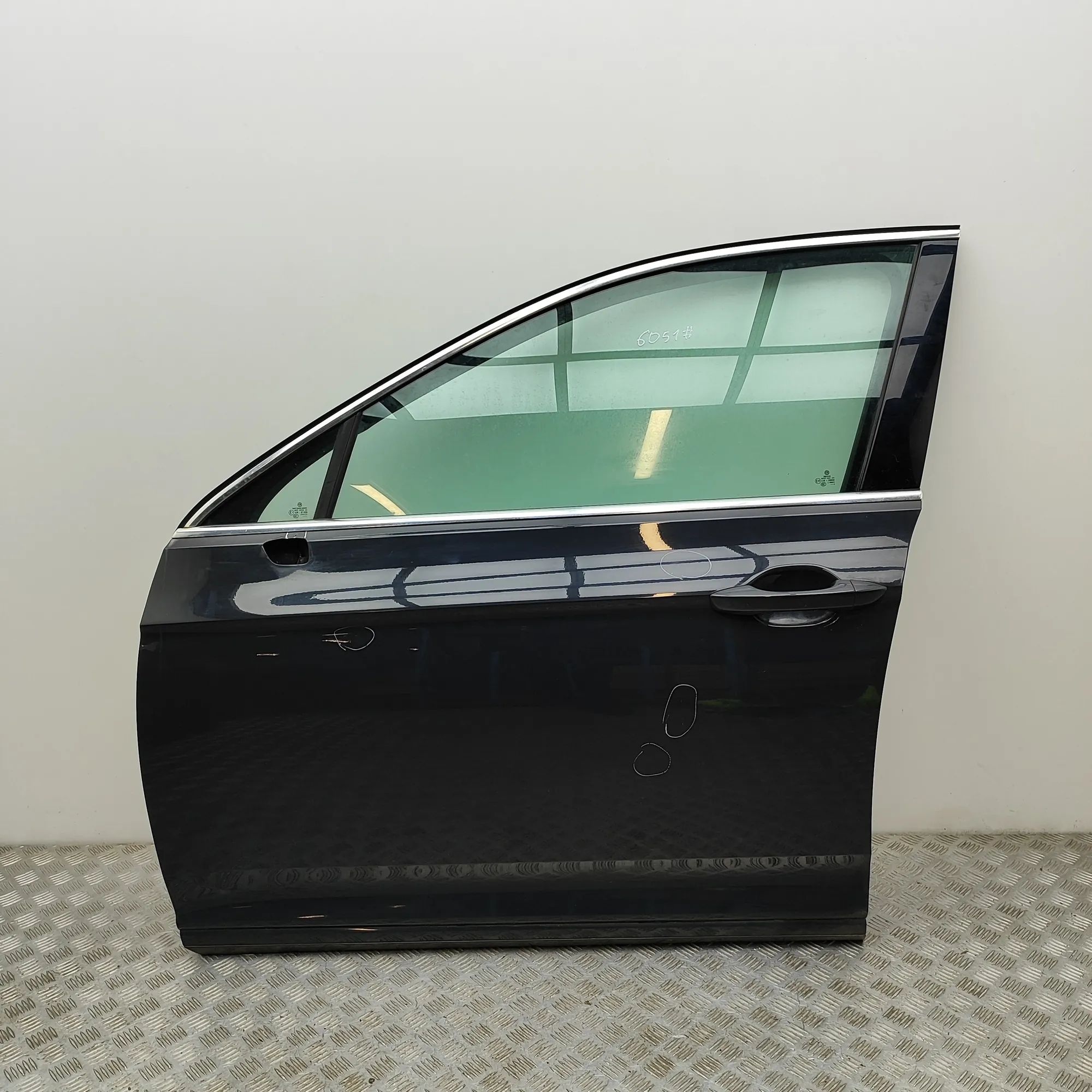 Volkswagen Passat (B8) Front Left Door 3G0831055AG Front Left Door VW PASSAT (Variant ...