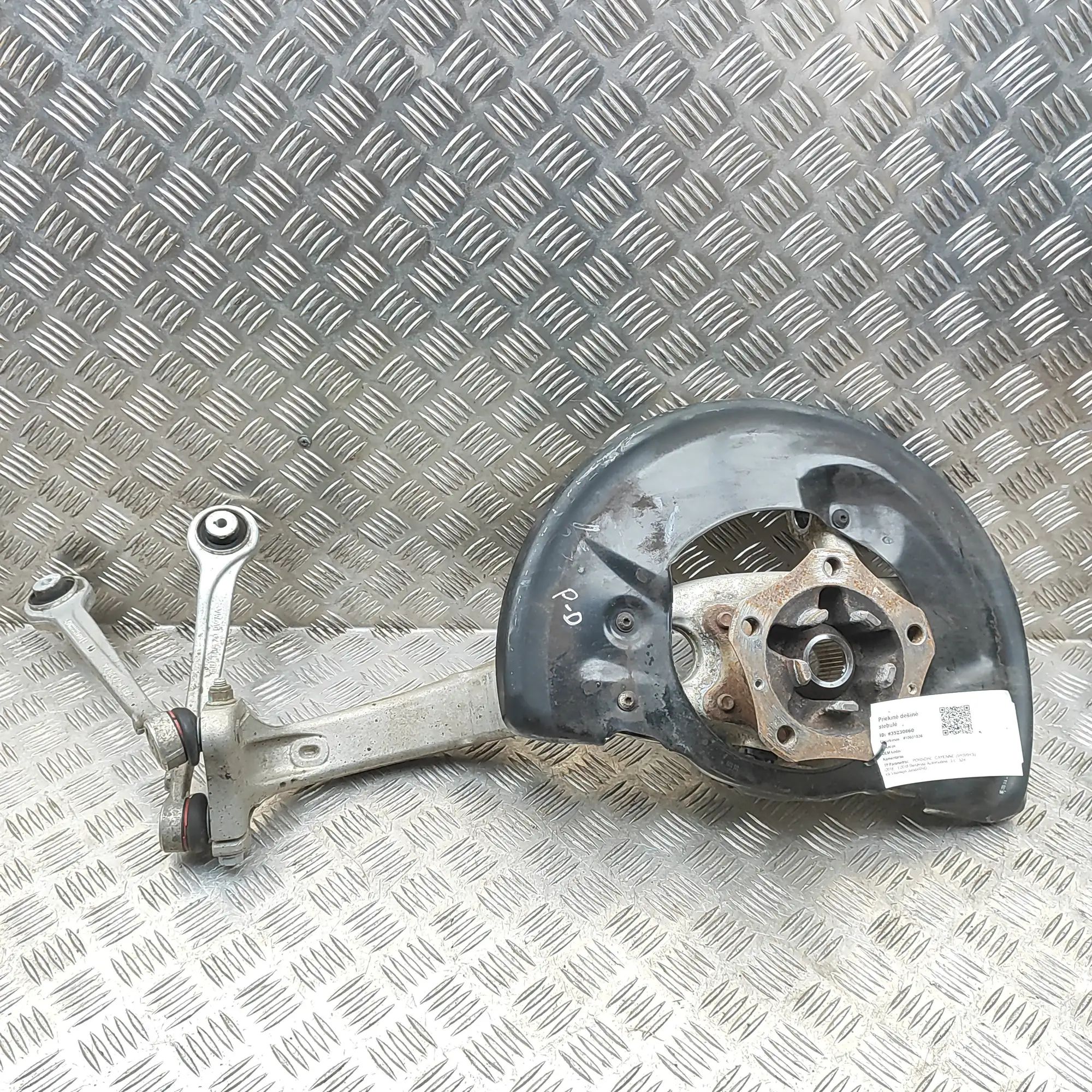 Porsche Cayenne Front Right Wheel Hub 9Y0407242B, 9Y0407254A Front Right Wheel Hub PO...
