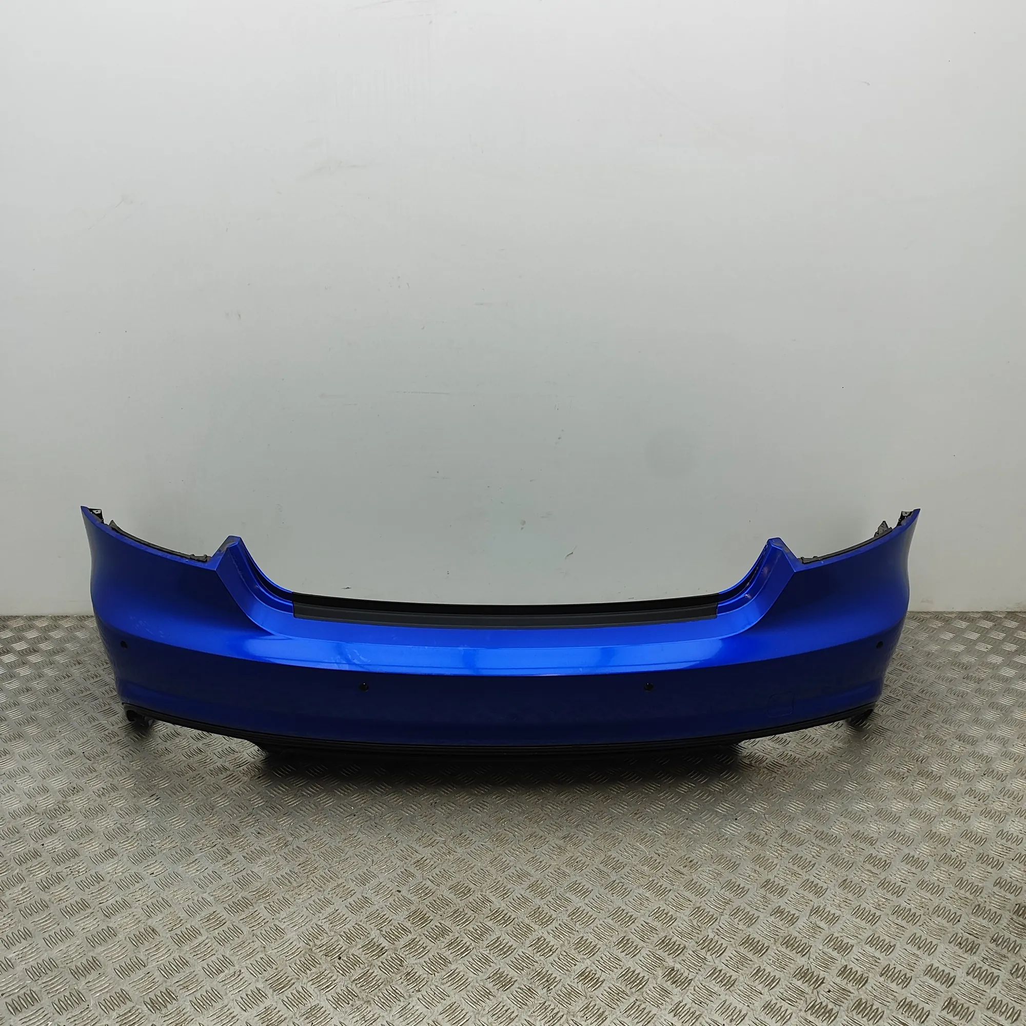 Audi A7 (4G) rear bumper 4G8807521R, 4G8807521, 4G8807385E Rear Bumper A...