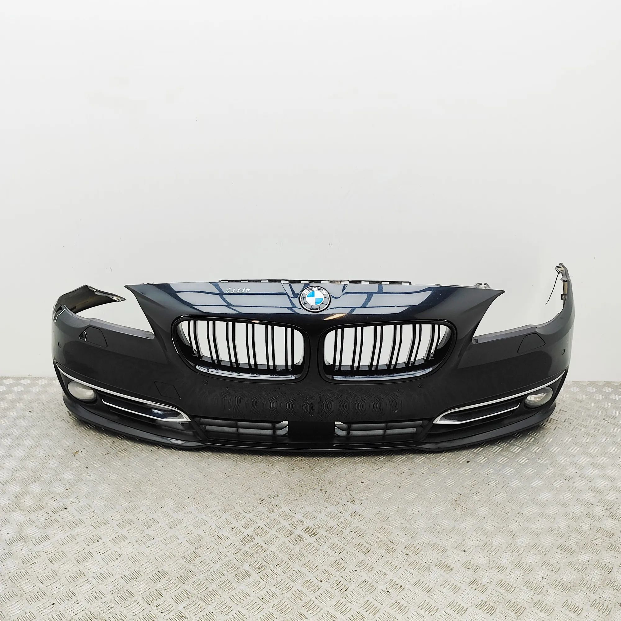 BMW 5 (F10 / F11) front bumper 7341839 Front Bumper BMW 5 SERIES (Touring F11)...