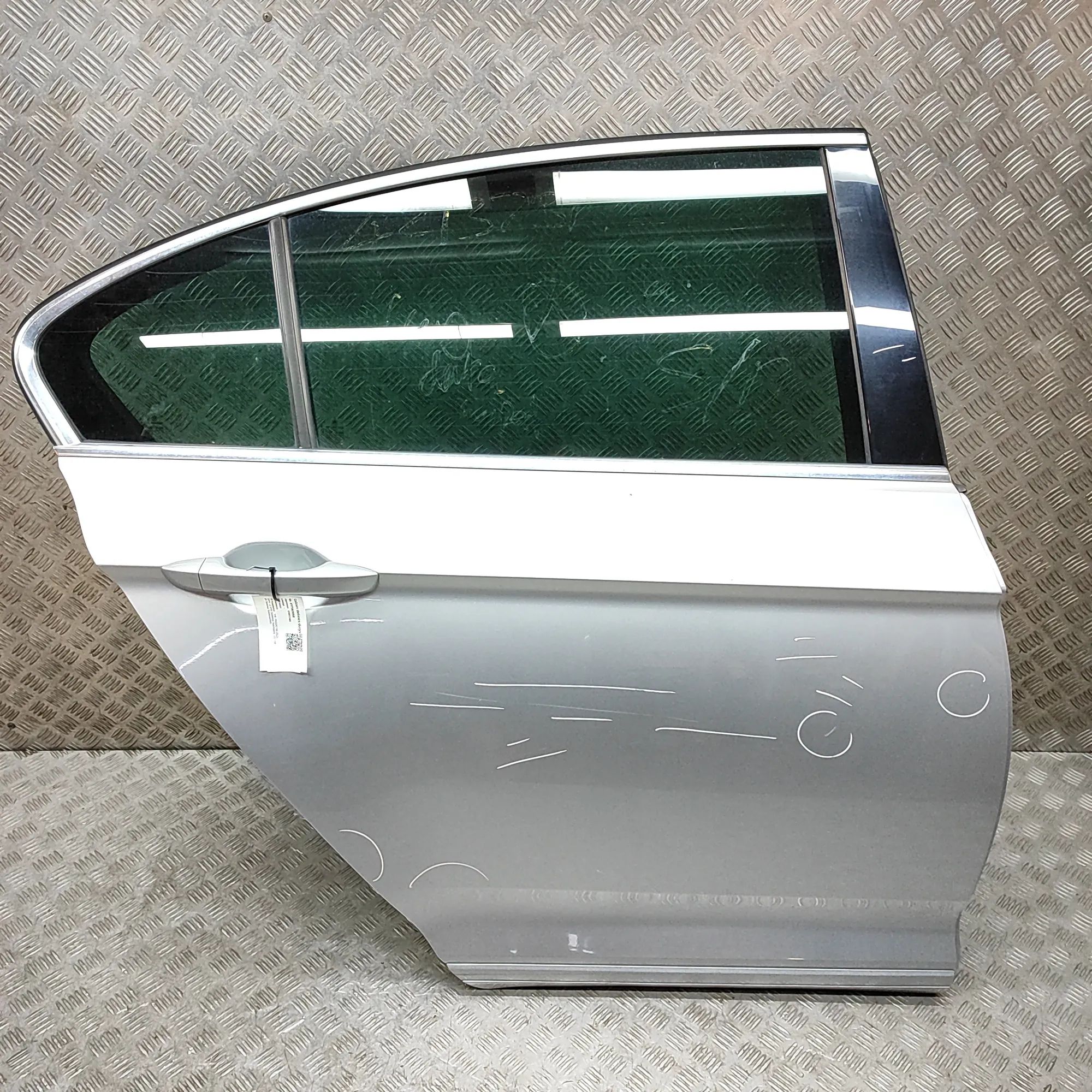 Volkswagen Passat (B8) Rear Right Door 3G5833312E, 3G5833056AC Rear Right Door VW PASS...
