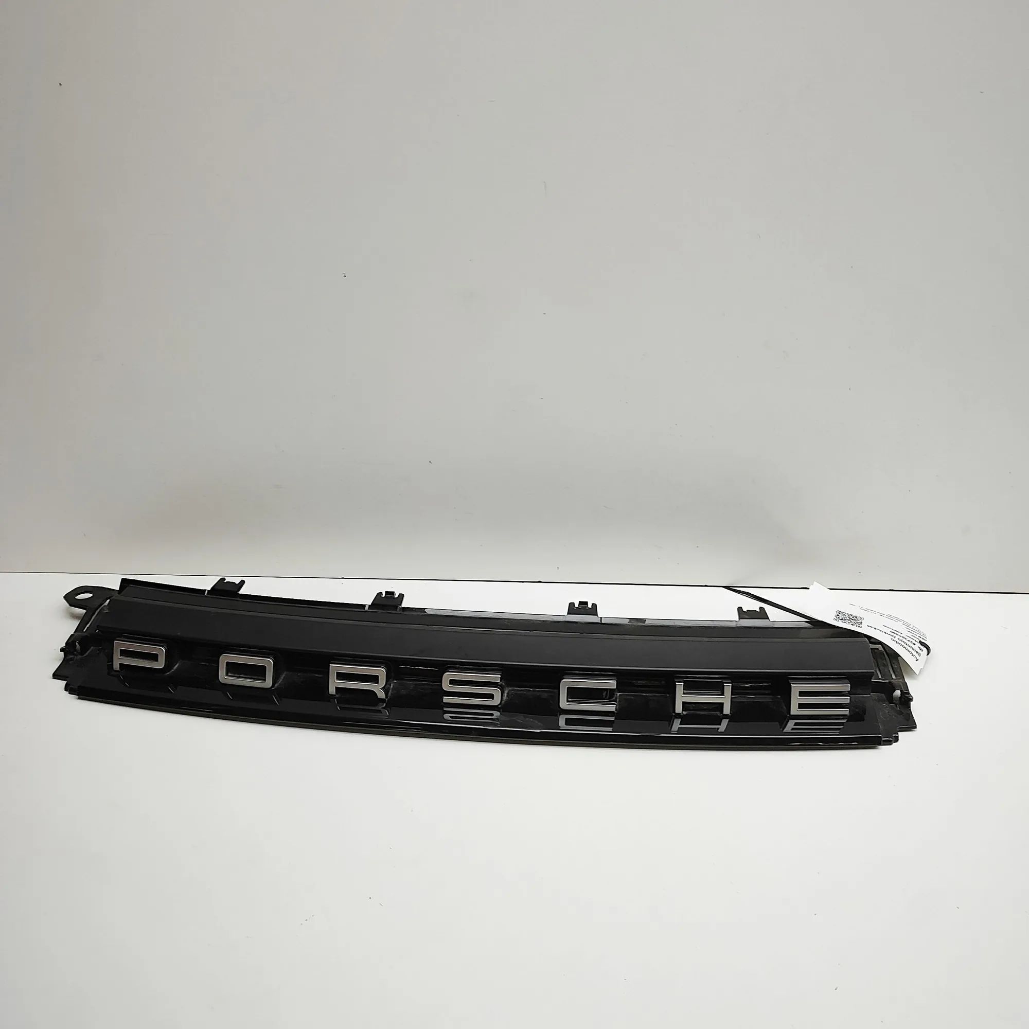 Porsche 911 (992) Car Manufacturer Badge Emblem Car Manufacturer Badge Emblem PORSCHE 911 (992)...