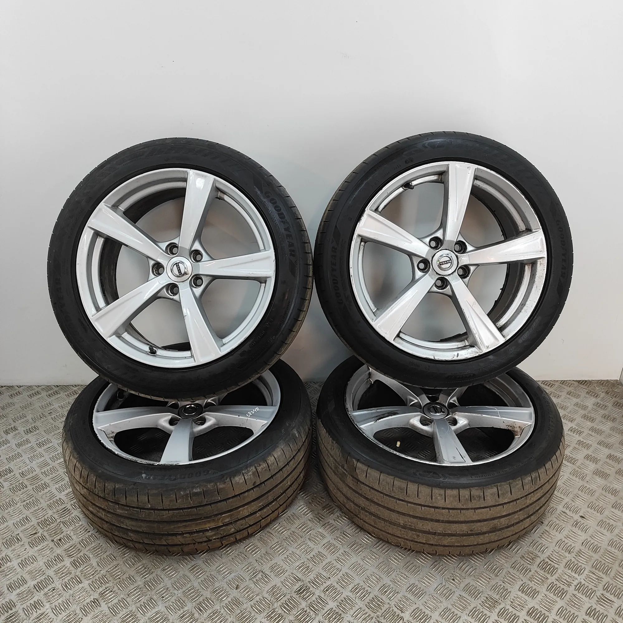 Volvo S60 Alloy Wheel Set 31423515 Alloy Wheel Set VOLVO V60 (II 225, 227...