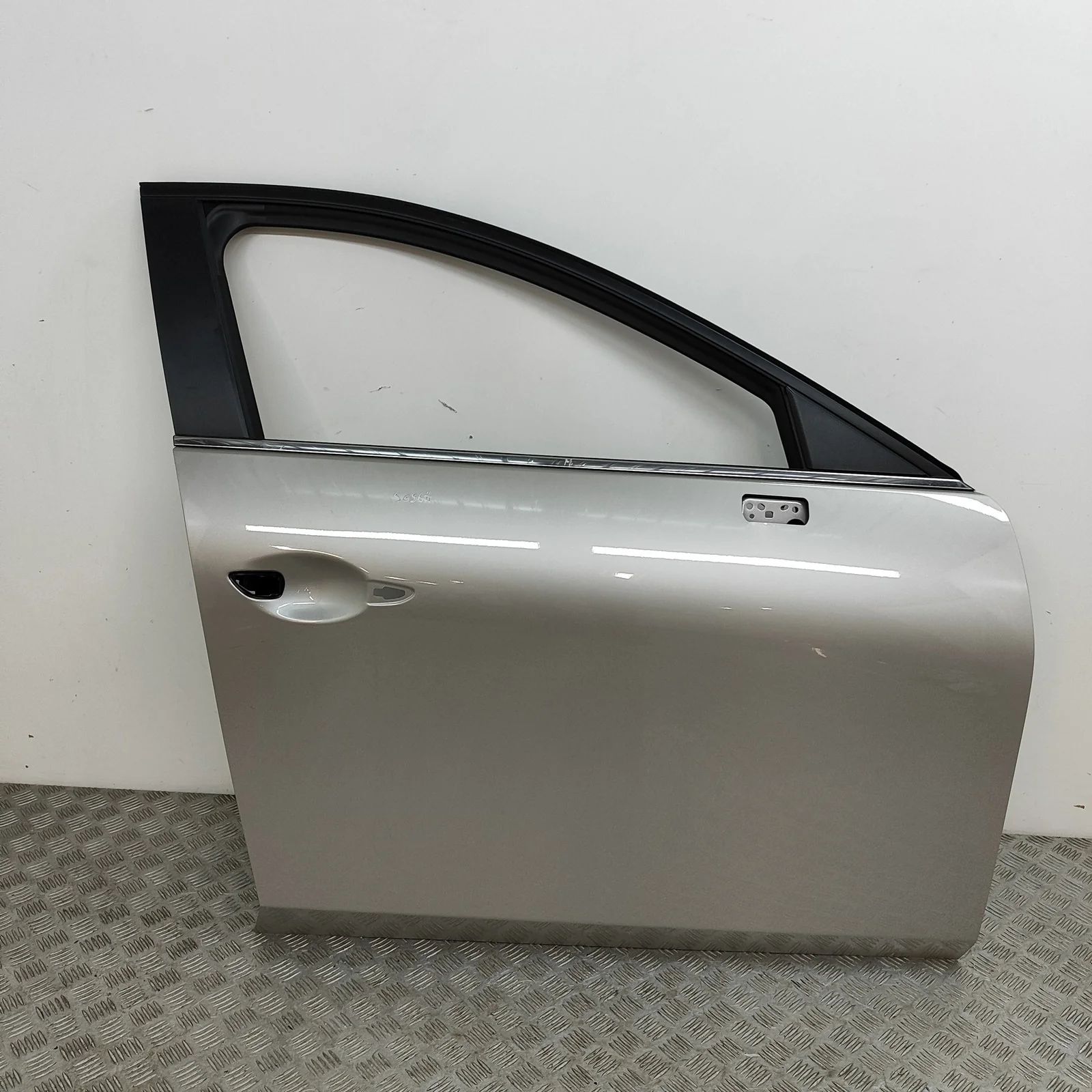 Mazda 3 (BP) Front Right Door BCY1-58-02XC Front Right Door MAZDA 3 (Hatchbac...