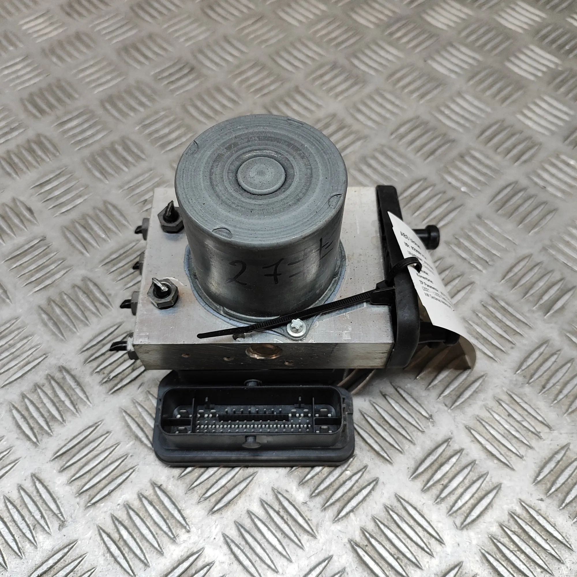 Mercedes-Benz EQS (V297 / X296) ABS Hydraulipumppu A2239010413, A2239020622, A2979009409 ABS Pump ...