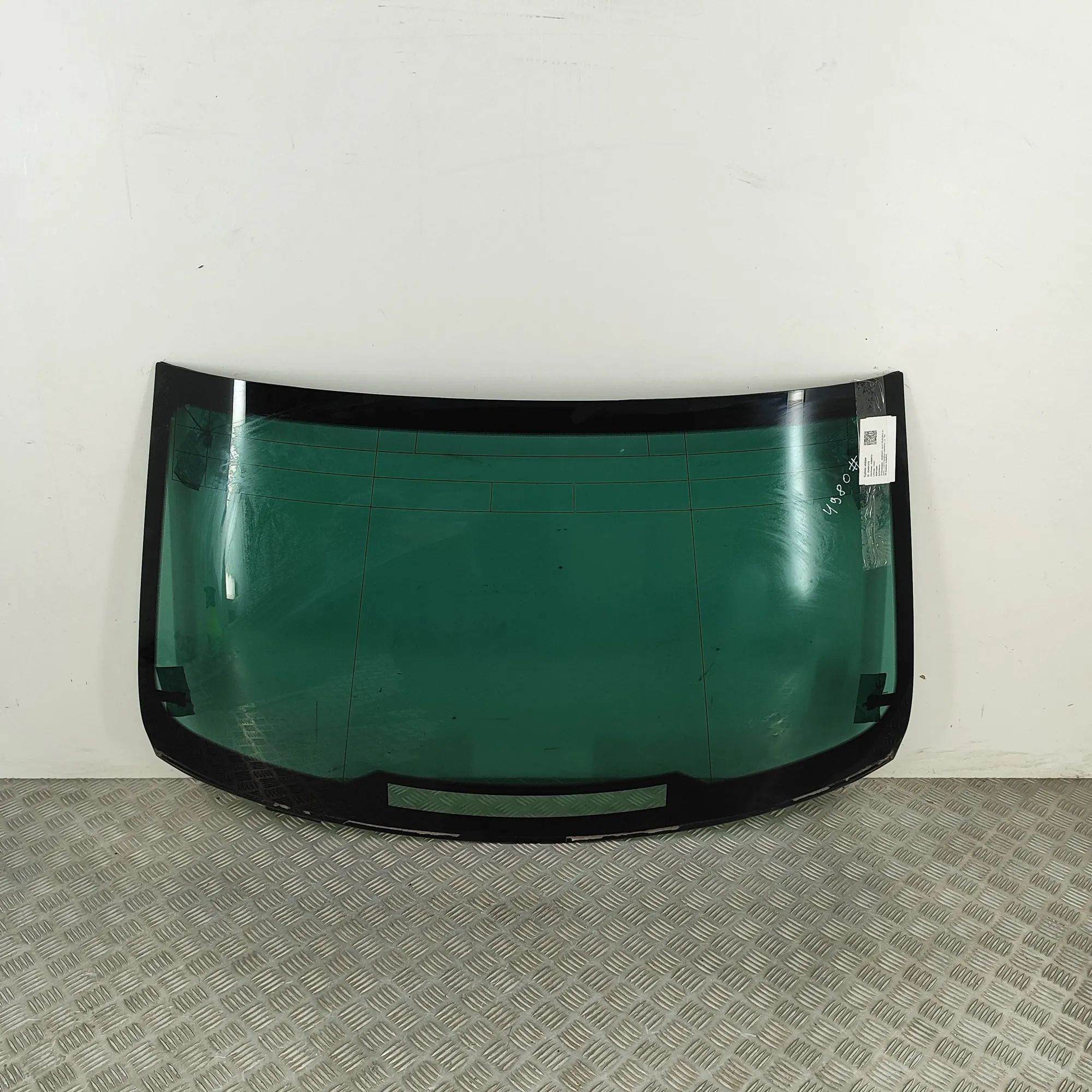 Maserati Quattroporte Rear Window glass 673003575 Rear Window Glass MASERATI QUATTROPOR...