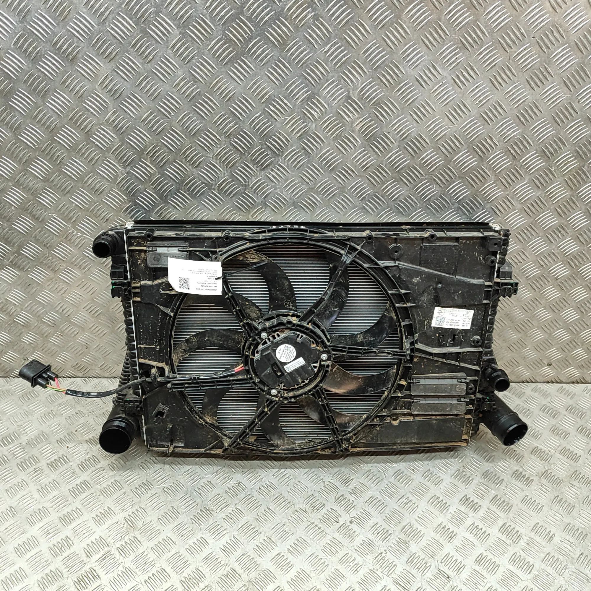 Volkswagen T-Roc Cooling Radiator Pack 5WA121203B, 0506021713, 5Q0816411BD, 5Q0145803A...