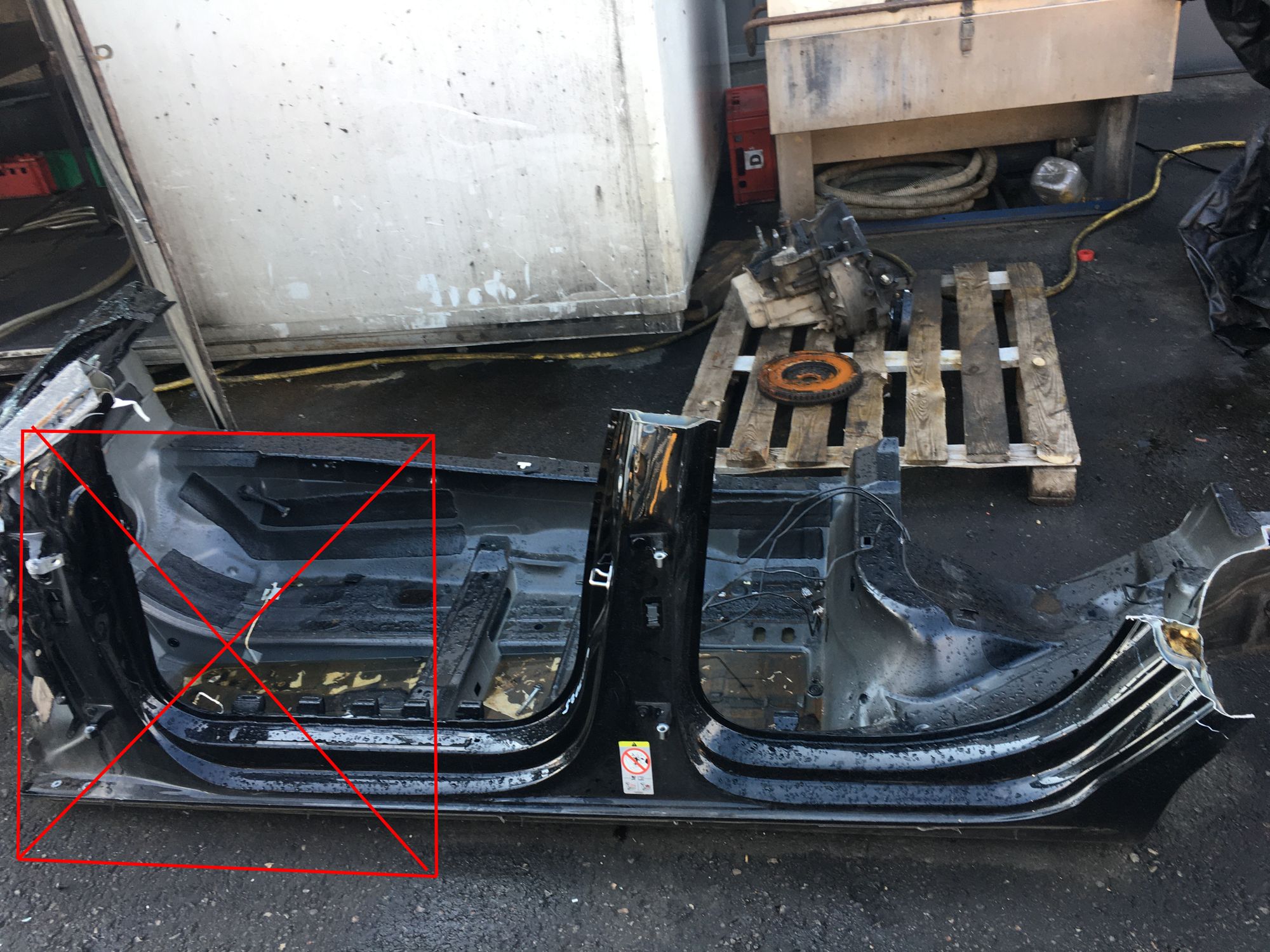 Audi A4 (B9) Left Side Sideskirt Left Side Sideskirt AUDI A4 (8W2, B9) (2015-......