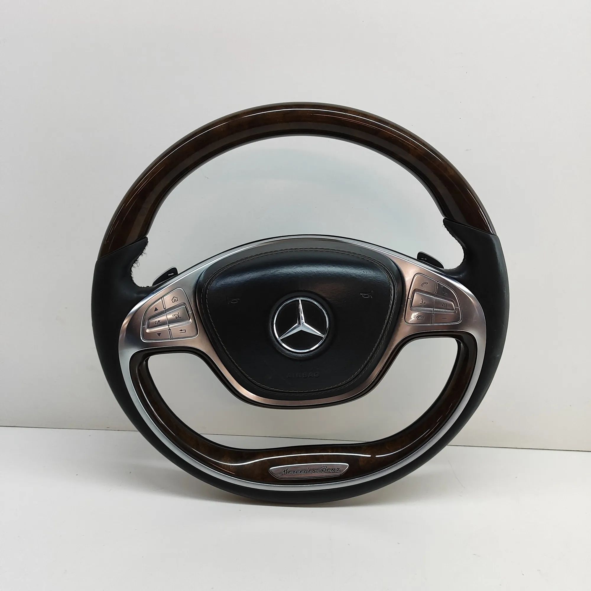 Mercedes-Benz A (W176) steering wheel A0008602802, A0024601403 Steering Wheel MERCEDE...