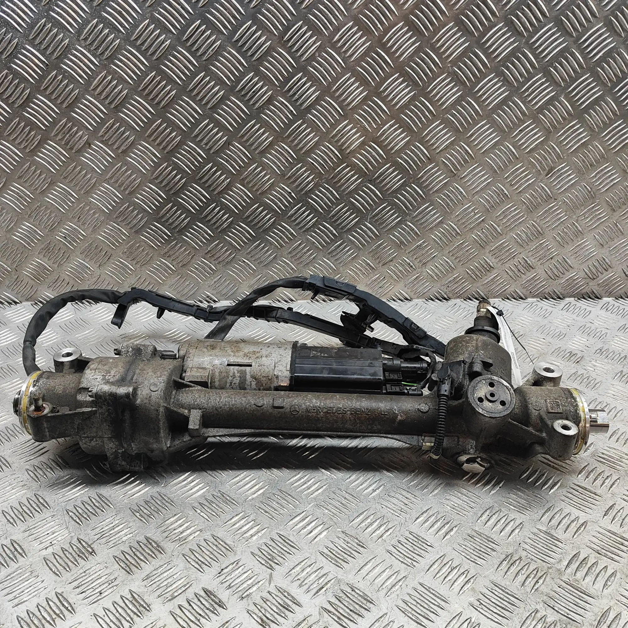 Mercedes-Benz A (W176) ohjaushammastanko A2054608900 Steering Rack MERCEDES-BENZ C-CLASS...