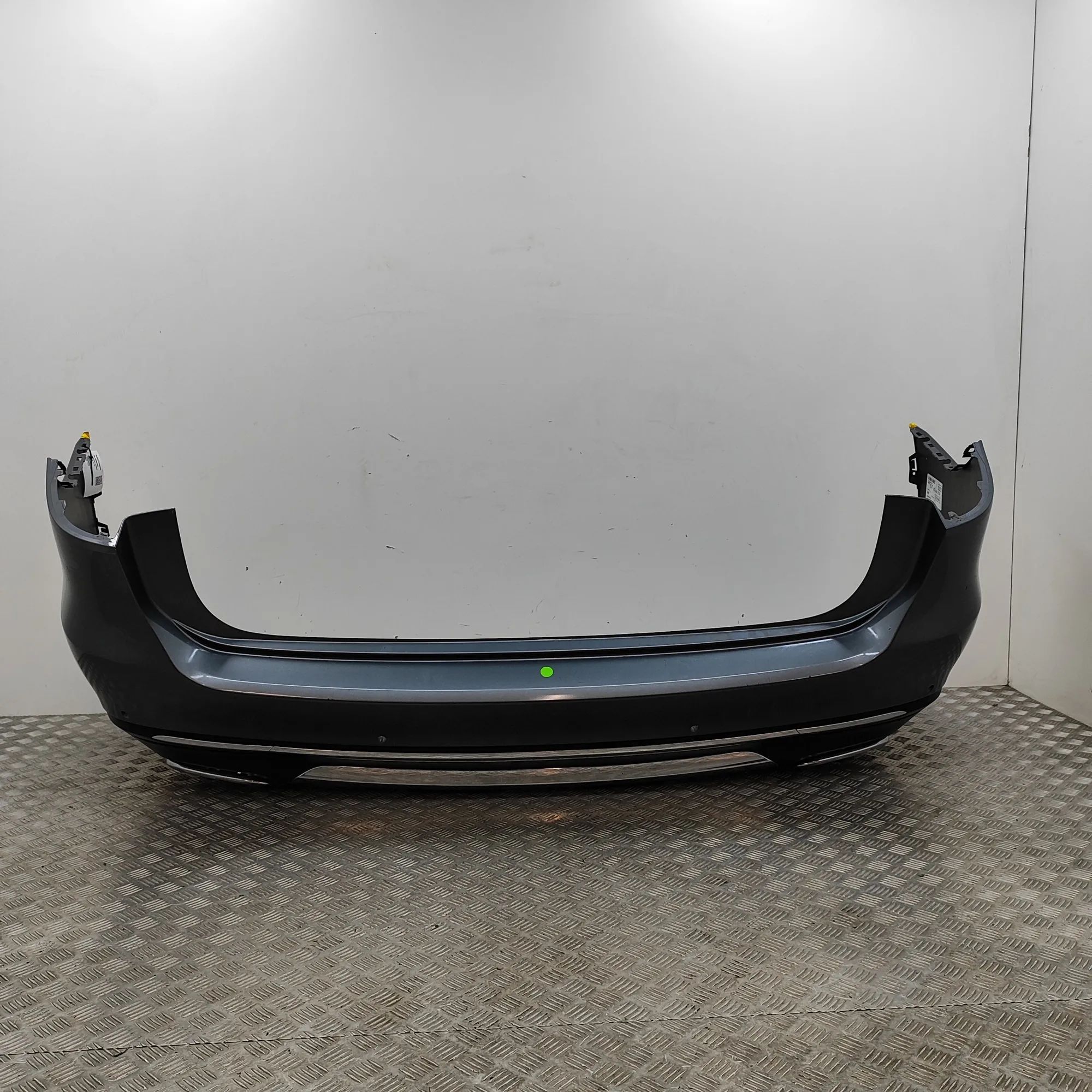 Mercedes-Benz GLS (X167) rear bumper A1678855301, A1678855001 Rear Bumper MERCEDES-B...