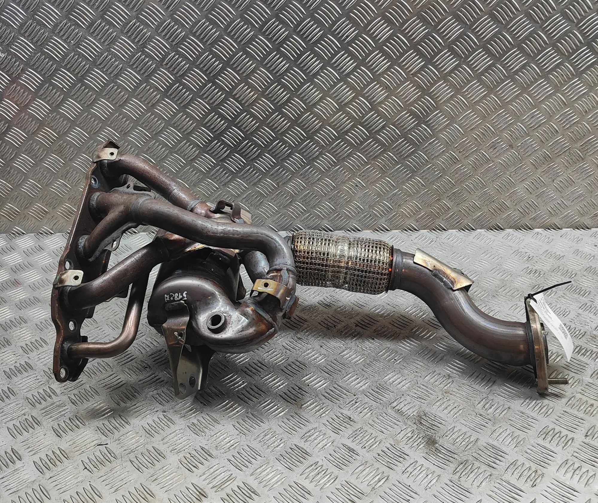 Mazda CX-5 (KF) pakosarja PERE-20-50X Exhaust Manifold MAZDA CX-5 (KF) (2...