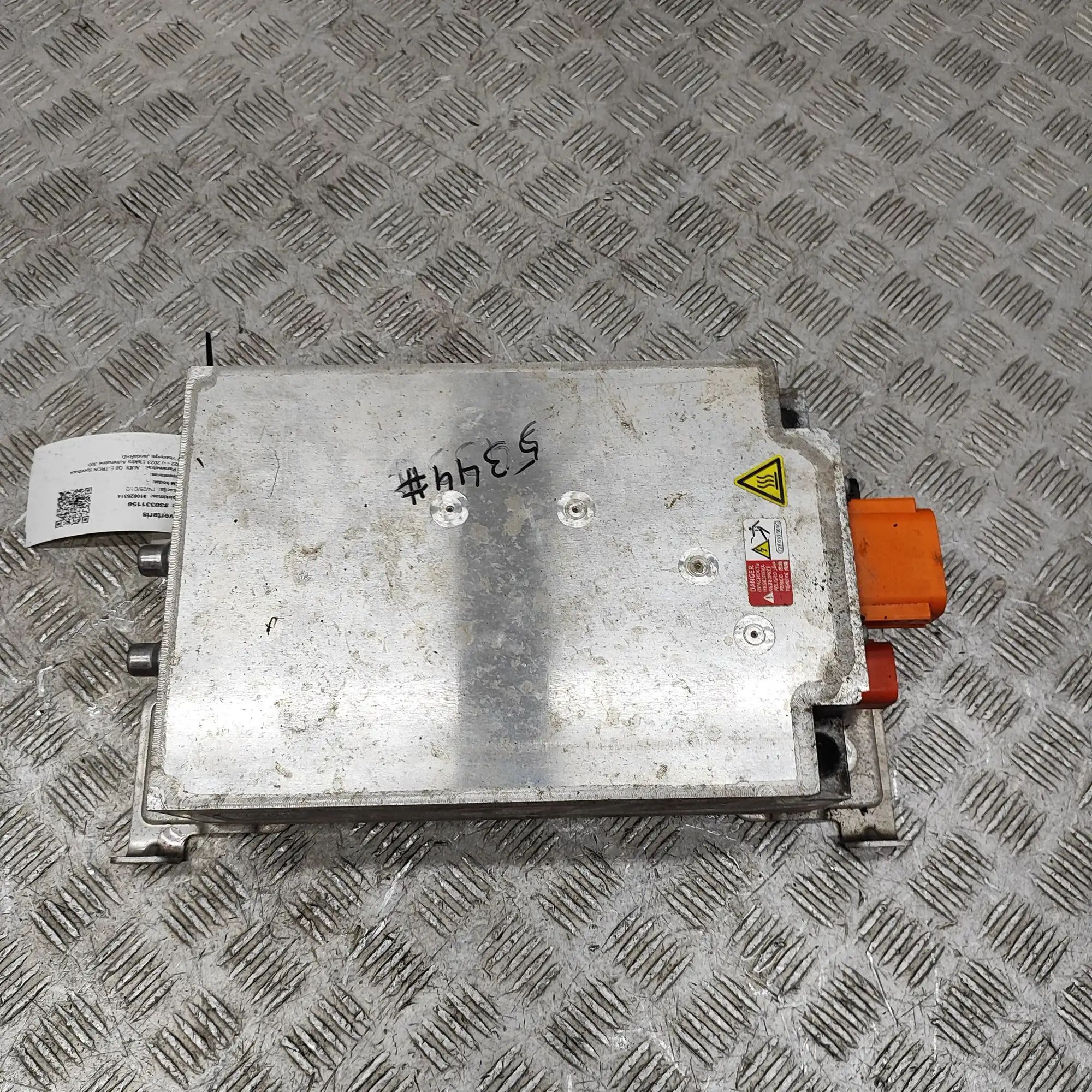 Audi Q8 Invertteri 5QE915684CM Inverter AUDI Q8 (E-TRON Sportback)...