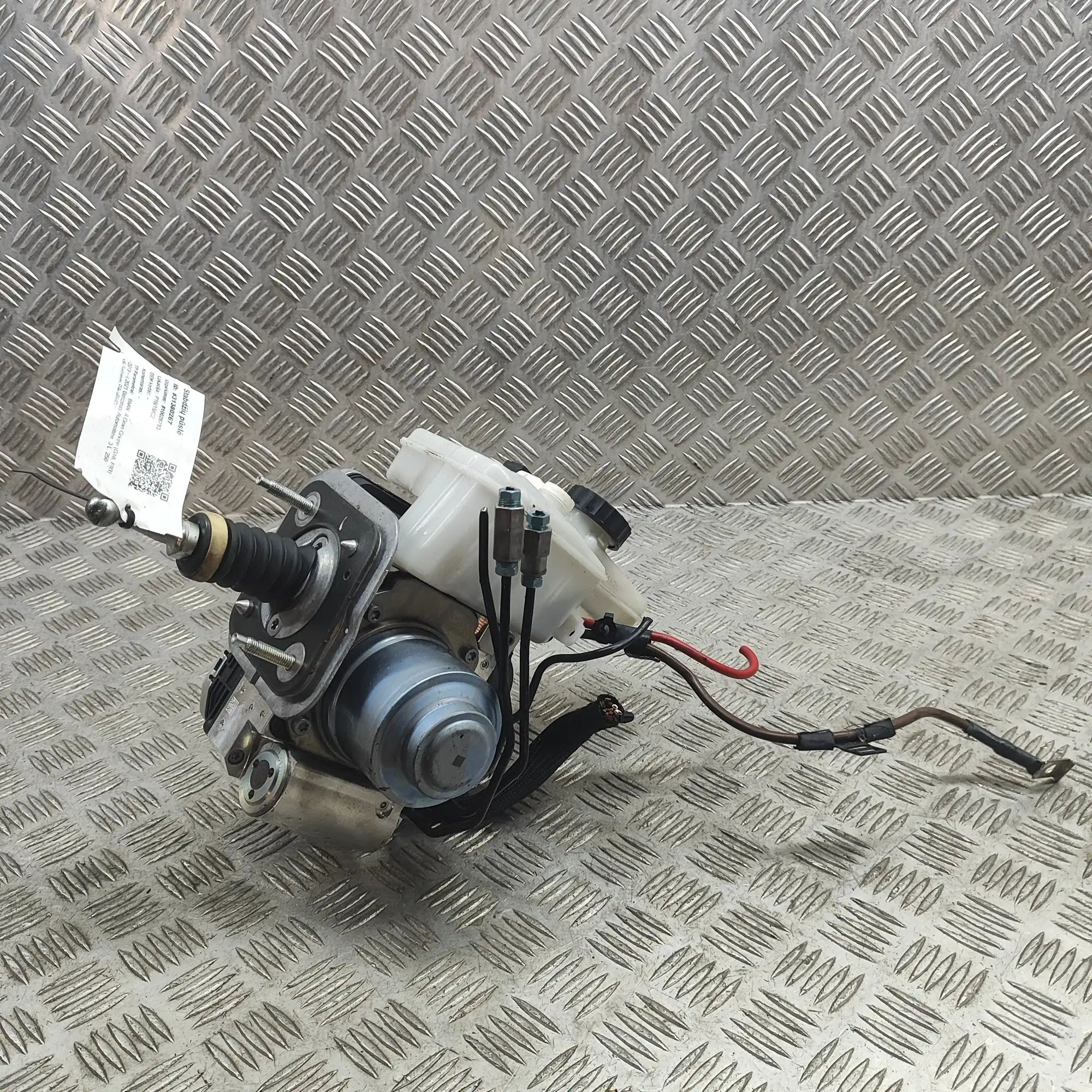 BMW 8 (G15) Brake Servo Booster 5A30752 Brake Servo Booster BMW 8 SERIES (Gran ...