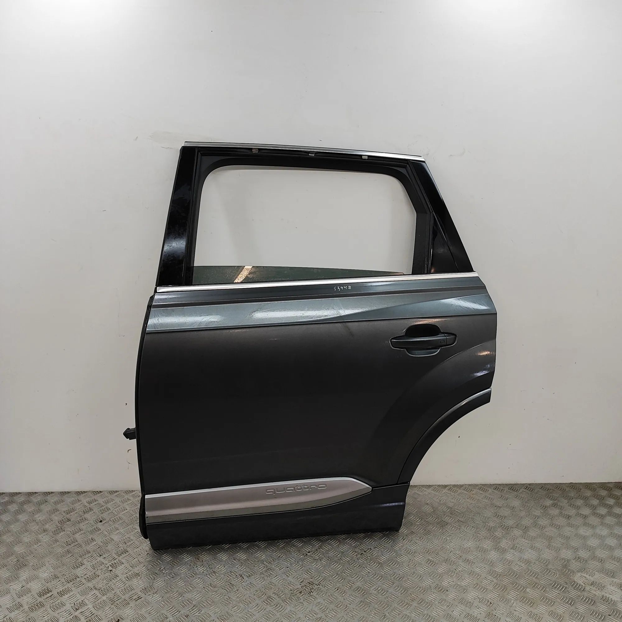 Audi Q7 (4M) Rear Left Door 4M0833051E Rear Left Door AUDI Q7 (4M) (2015-.....