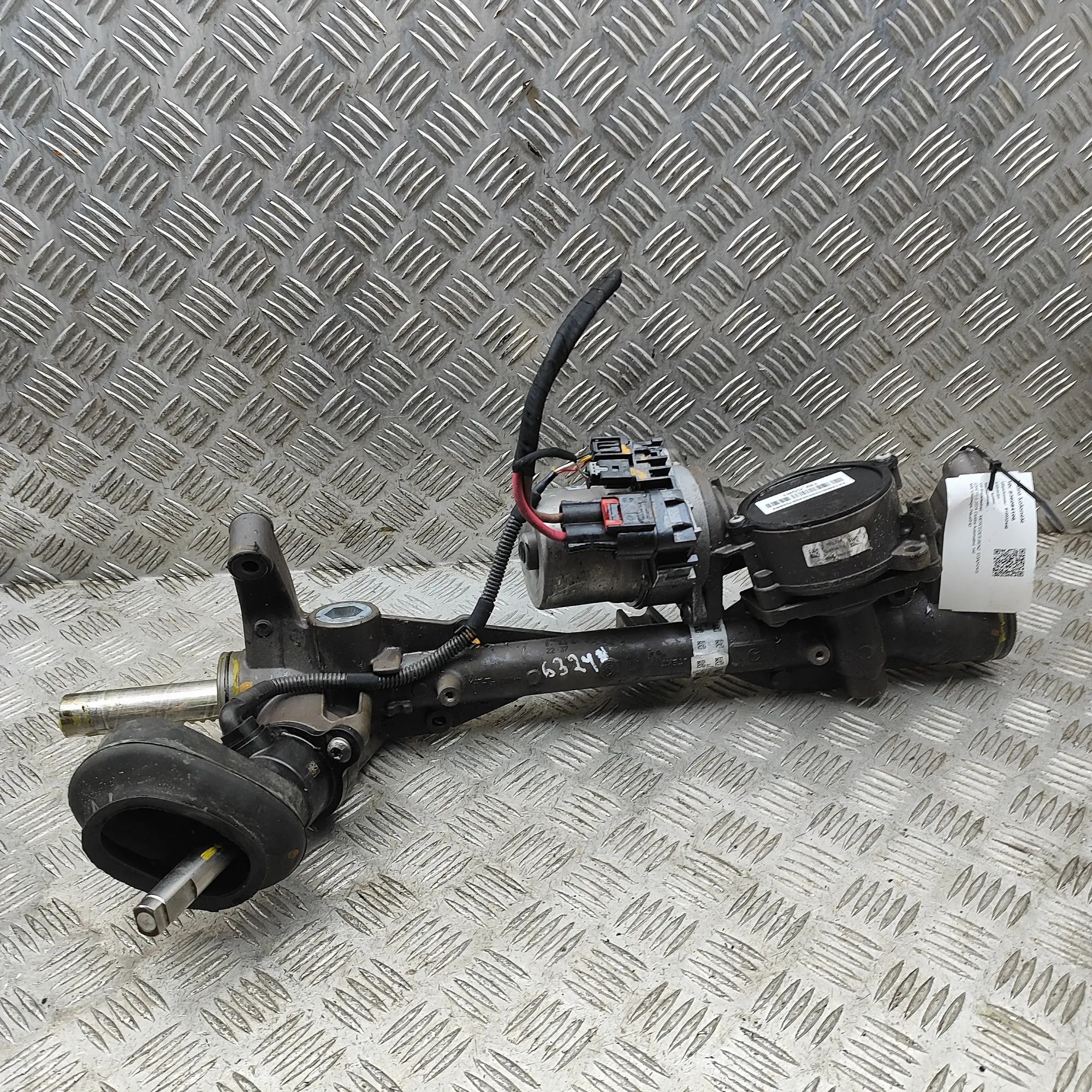 Mercedes-Benz GLA / EQA (H247) ohjaushammastanko A2474605102 Steering Rack MERCEDES-BENZ EQAH243...