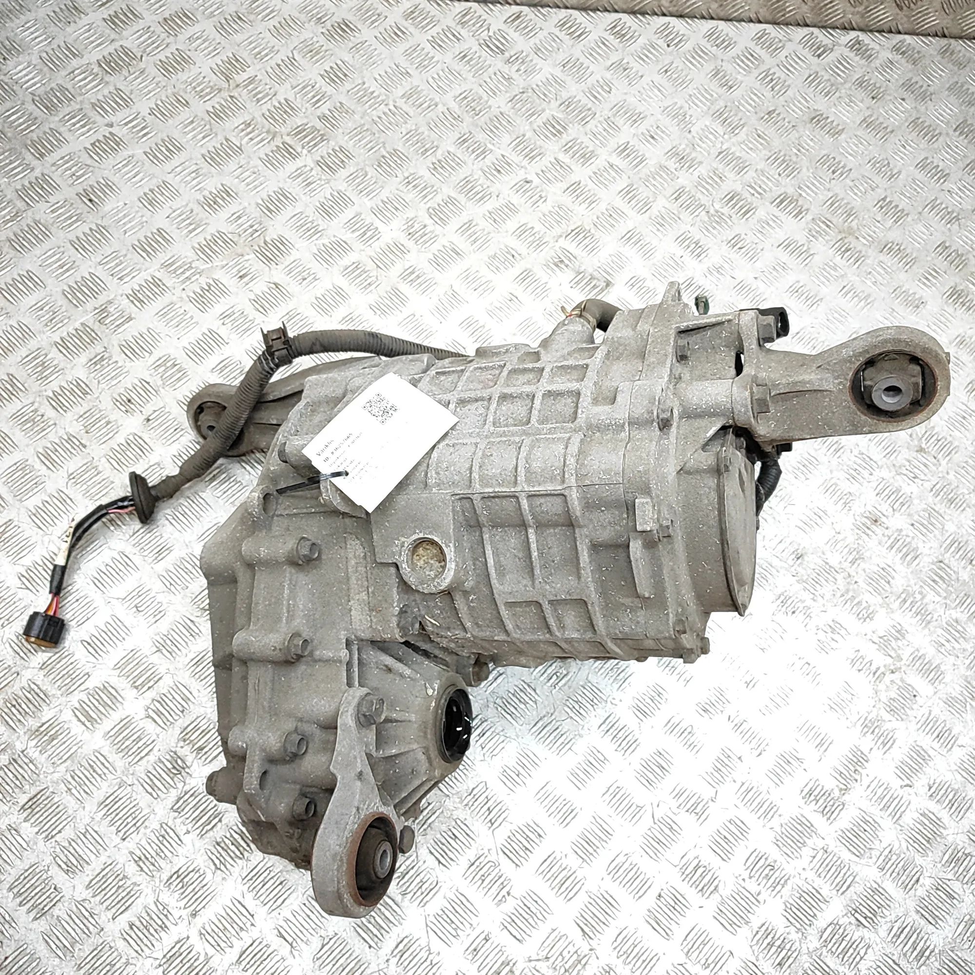 Mitsubishi Outlander Electric motor EV 9411A072, F1E1A-2-B5Z Electric motor EV MITSUBI...
