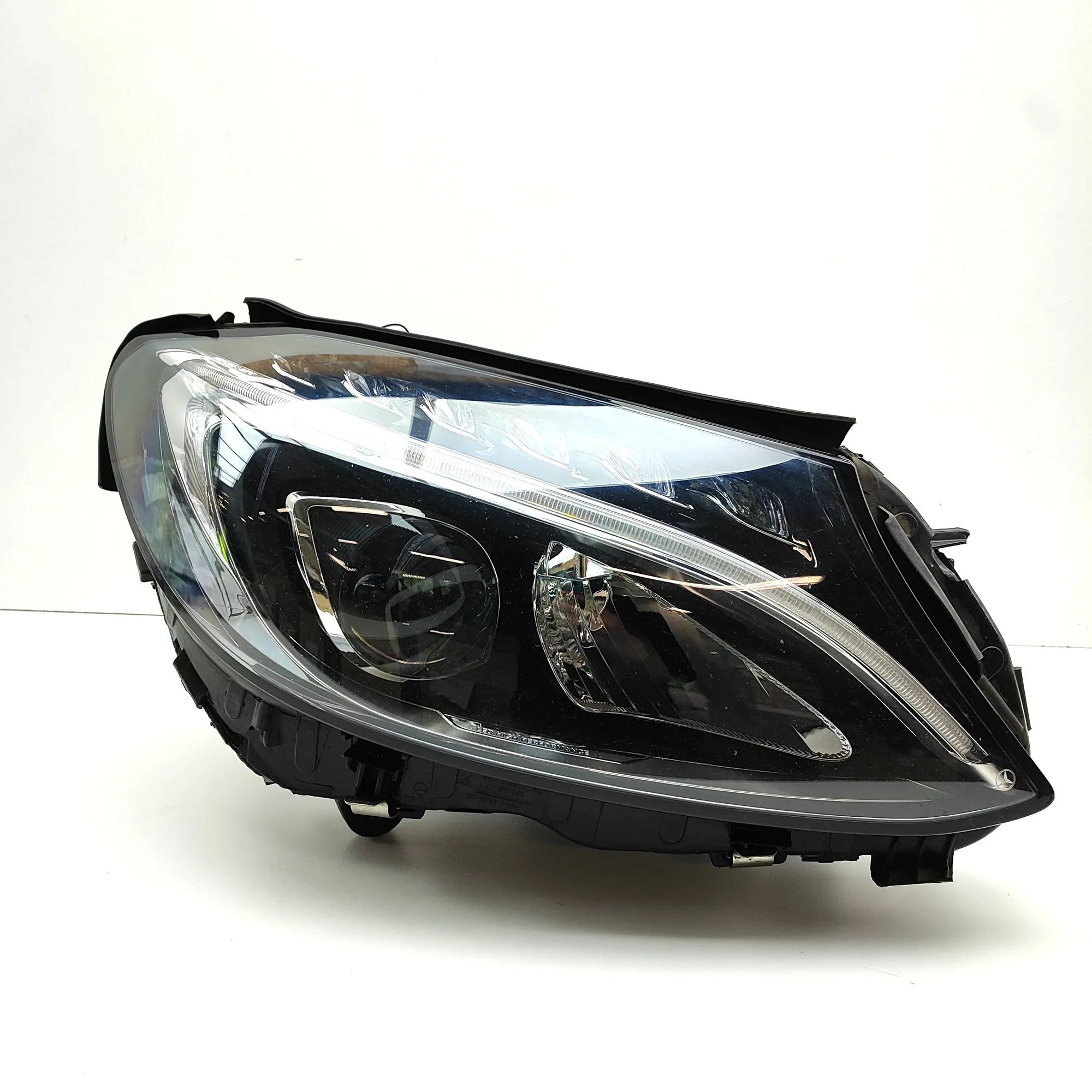 Mercedes-Benz A (W176) Front Right Headlight 030128463408, A2059069504 Front Right Headlight...