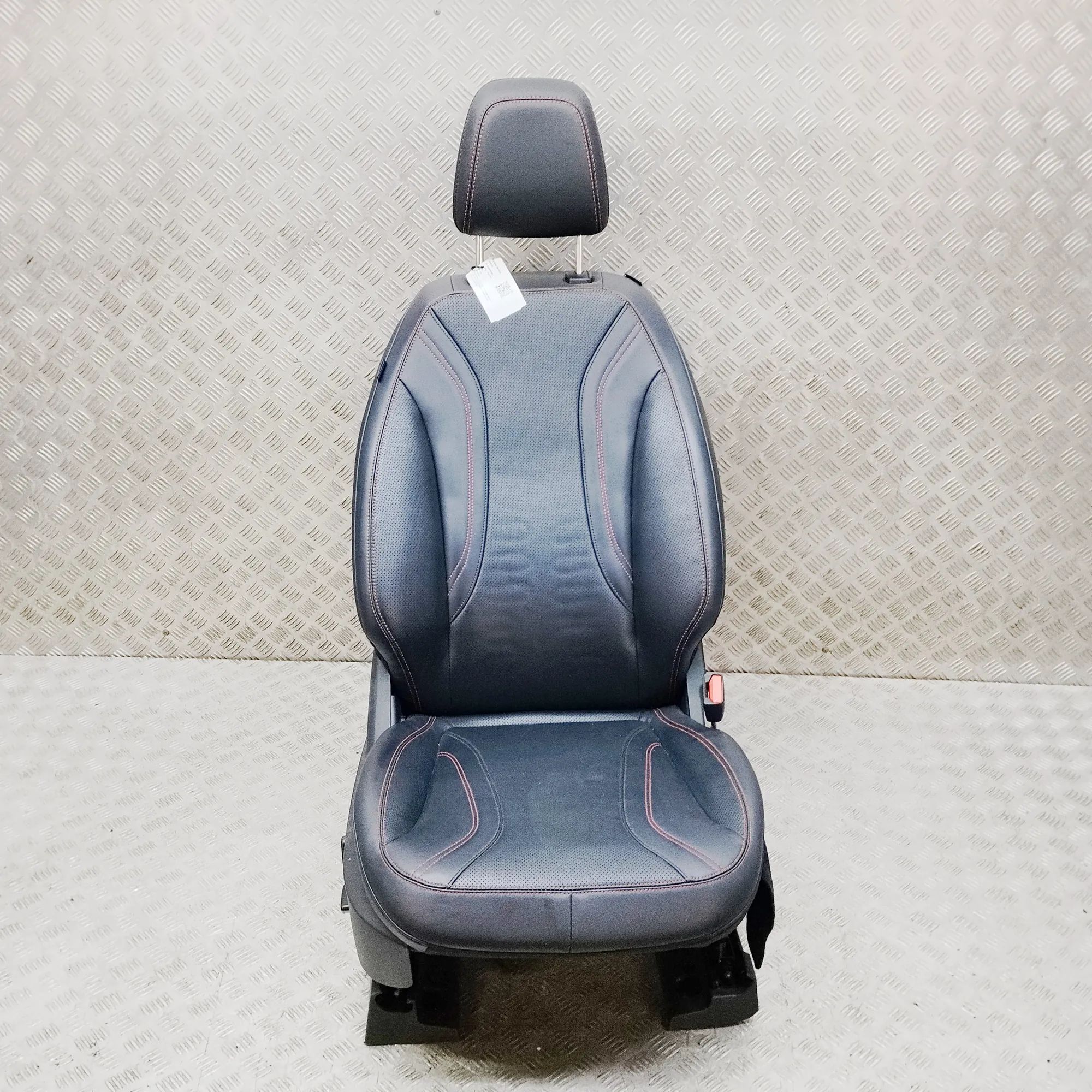 Front Right Seat Brand/Model: FORD USA MUSTANG
Year: 2024
Engine...