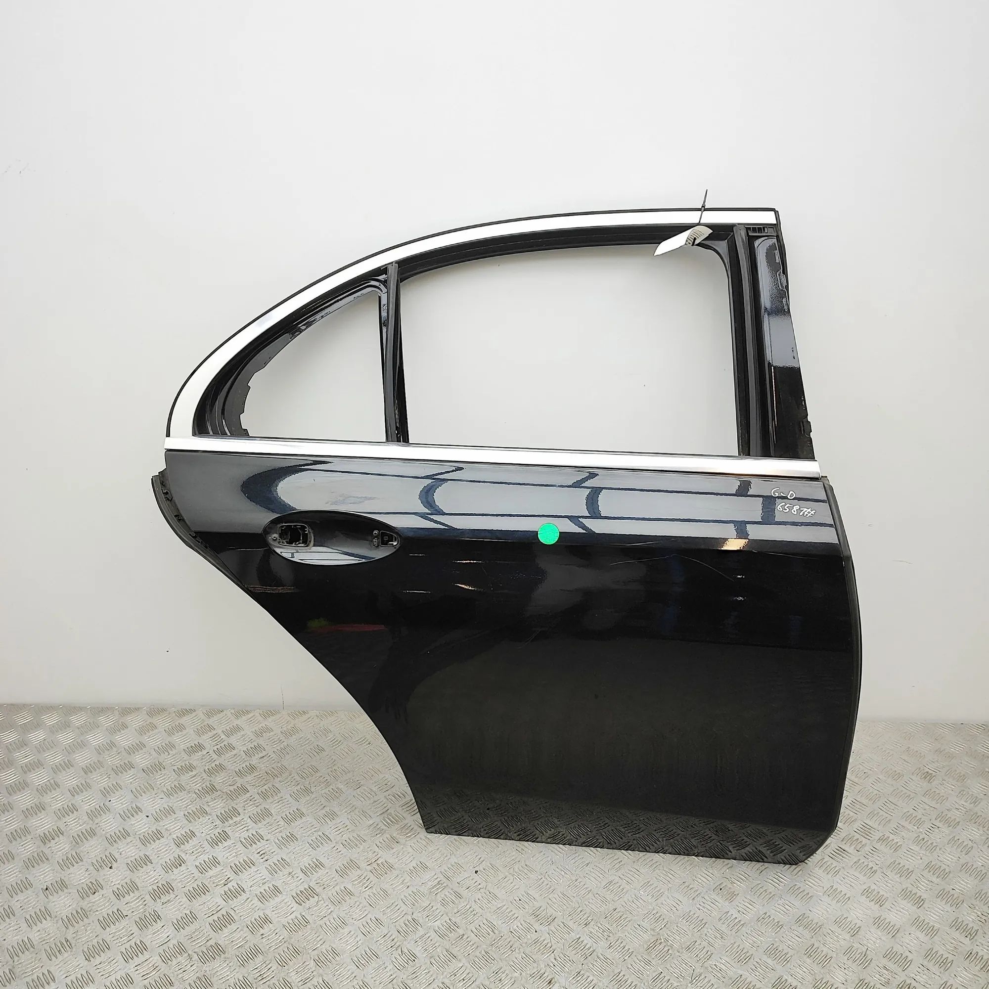 Mercedes-Benz A (W176) Rear Right Door A2137320210 Rear Right Door MERCEDES-BENZ E-CLA...