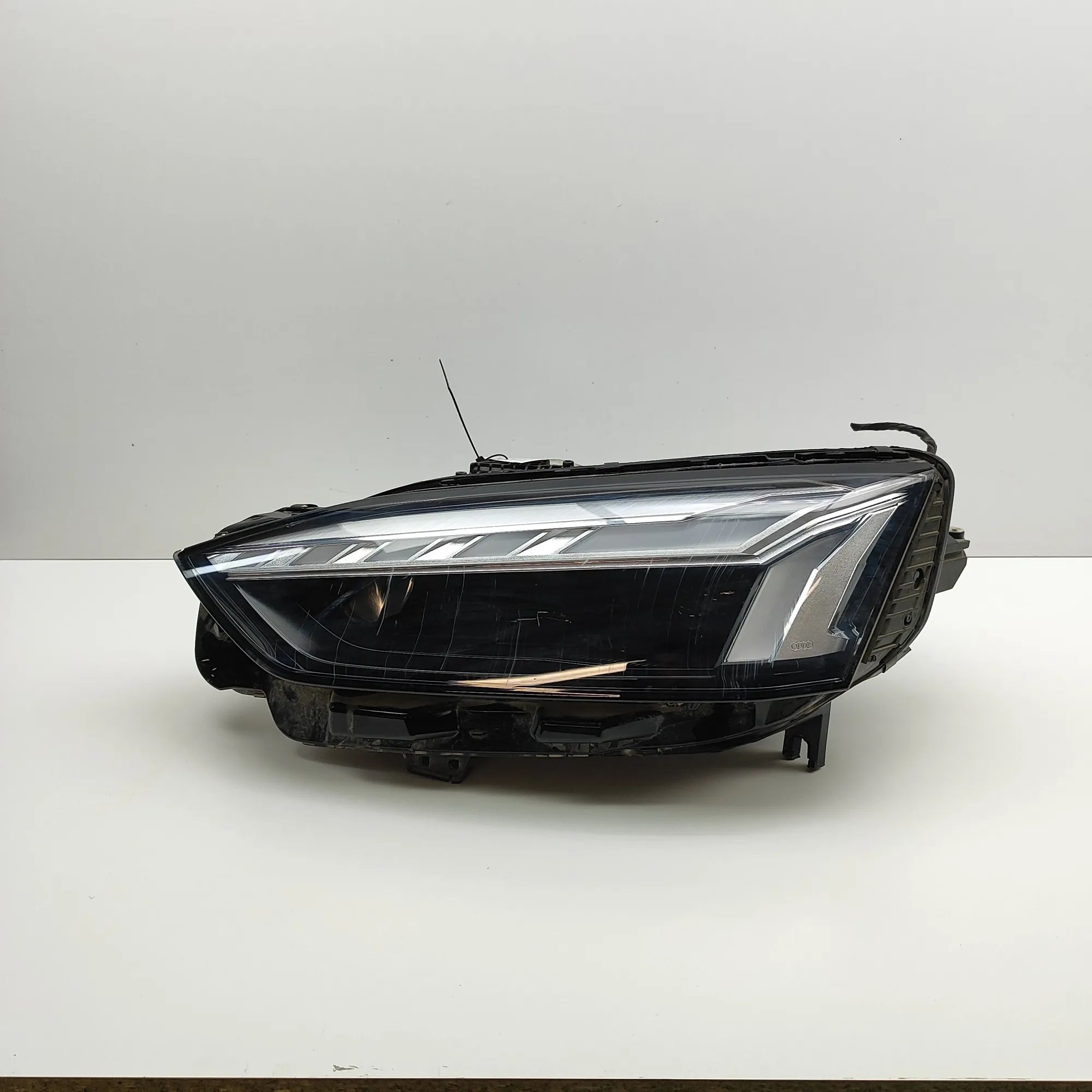 Audi A5 (B10) Front Left Headlight 8W6941039A Front Left Headlight AUDI A5 (F53) (...