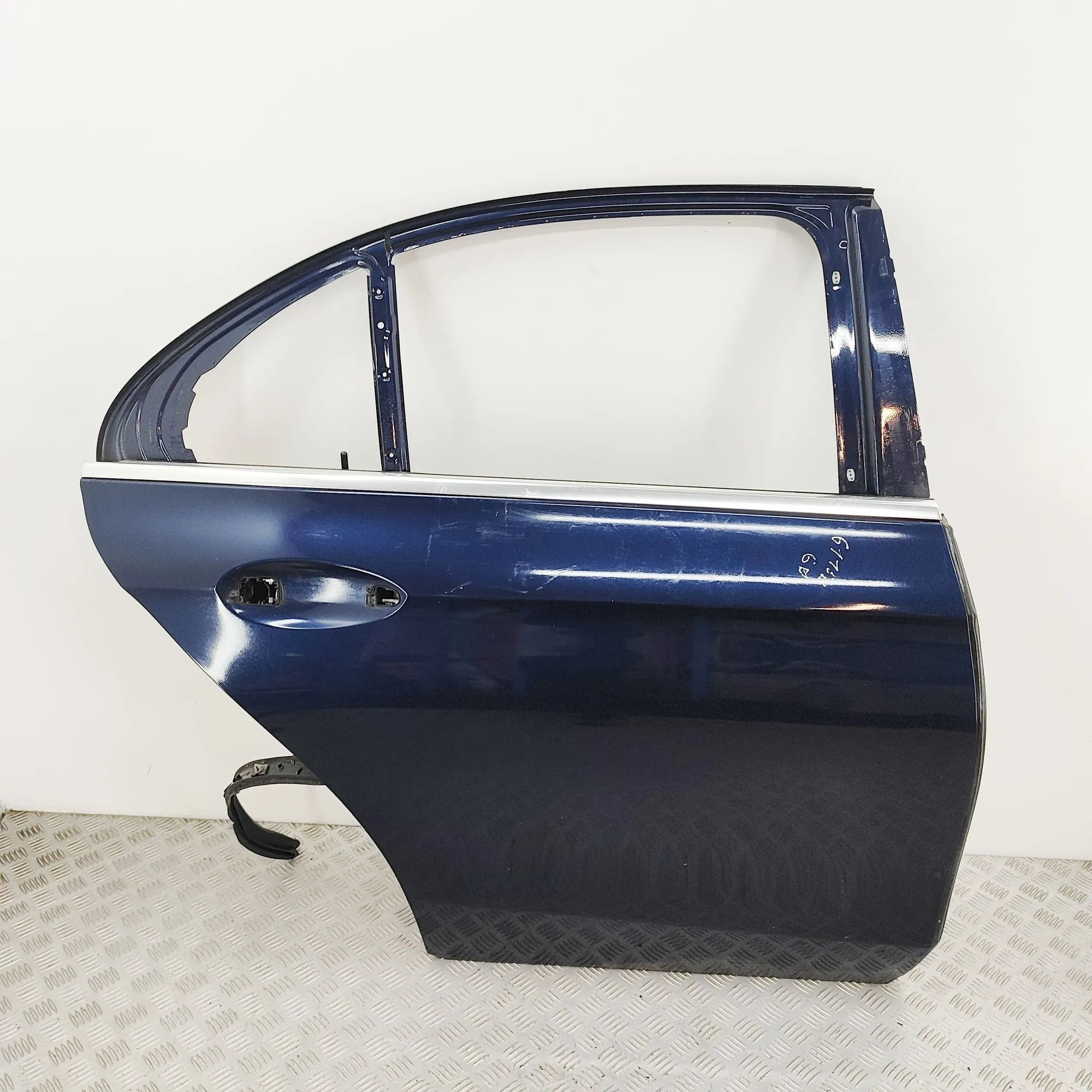 Mercedes-Benz A (W176) Rear Right Door A2137320210 Rear Right Door MERCEDES-BENZ E-CLA...