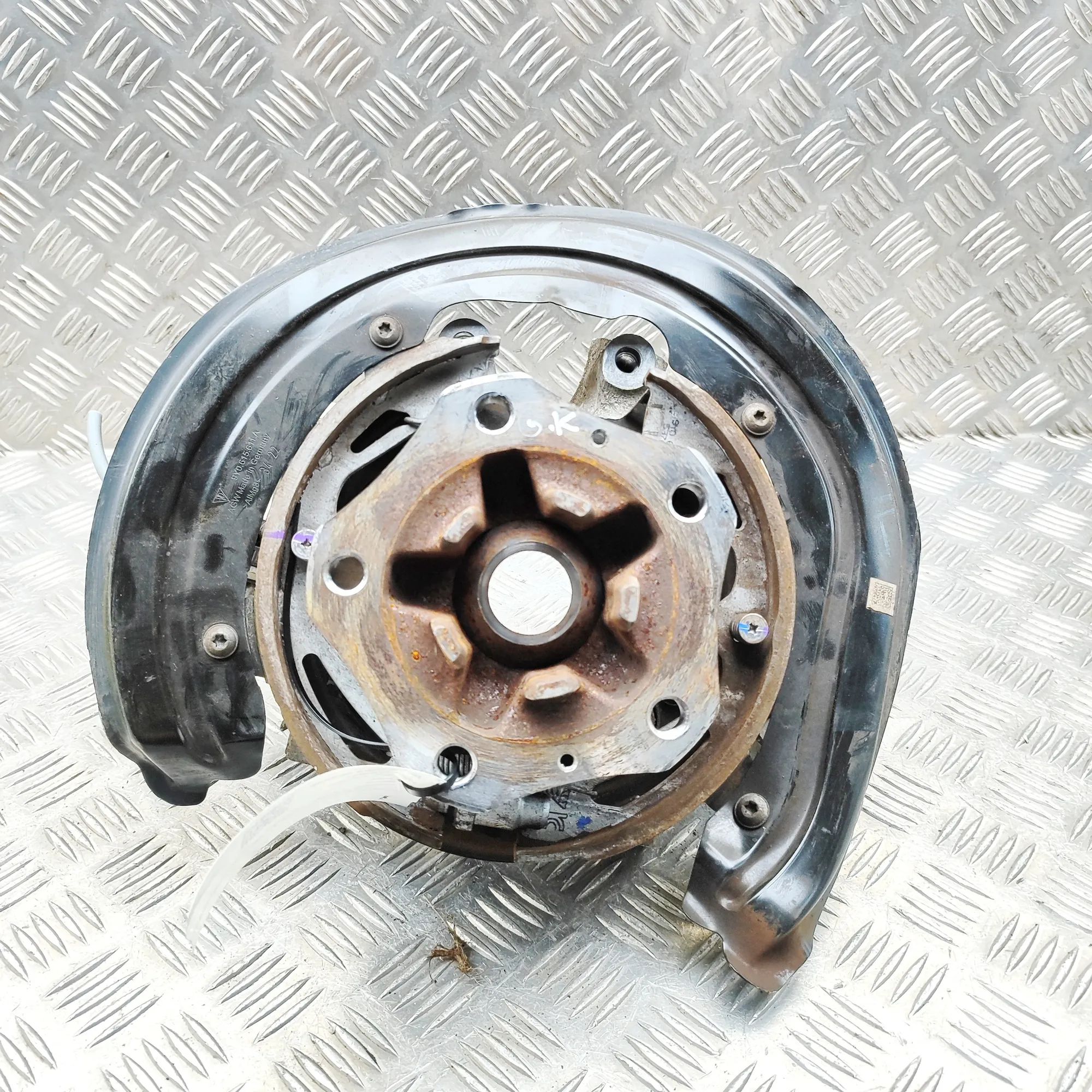 Porsche Cayenne Rear Left Wheel Hub Spindle