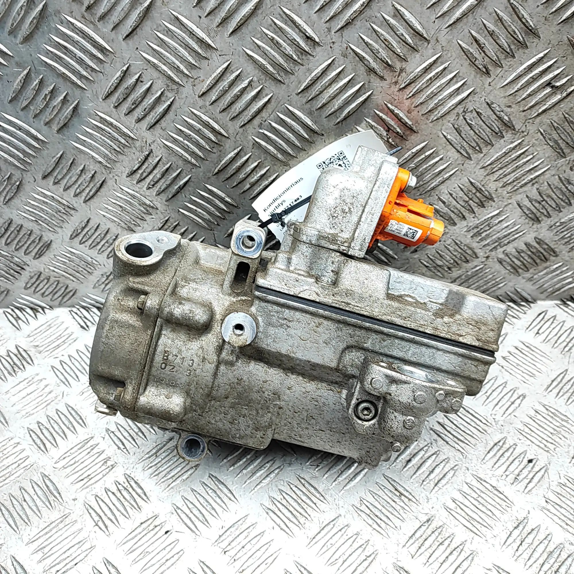 Renault Zoe Air Condition A/C Pump 042200-1560, 926005749R Air Condition A/C Pump ...