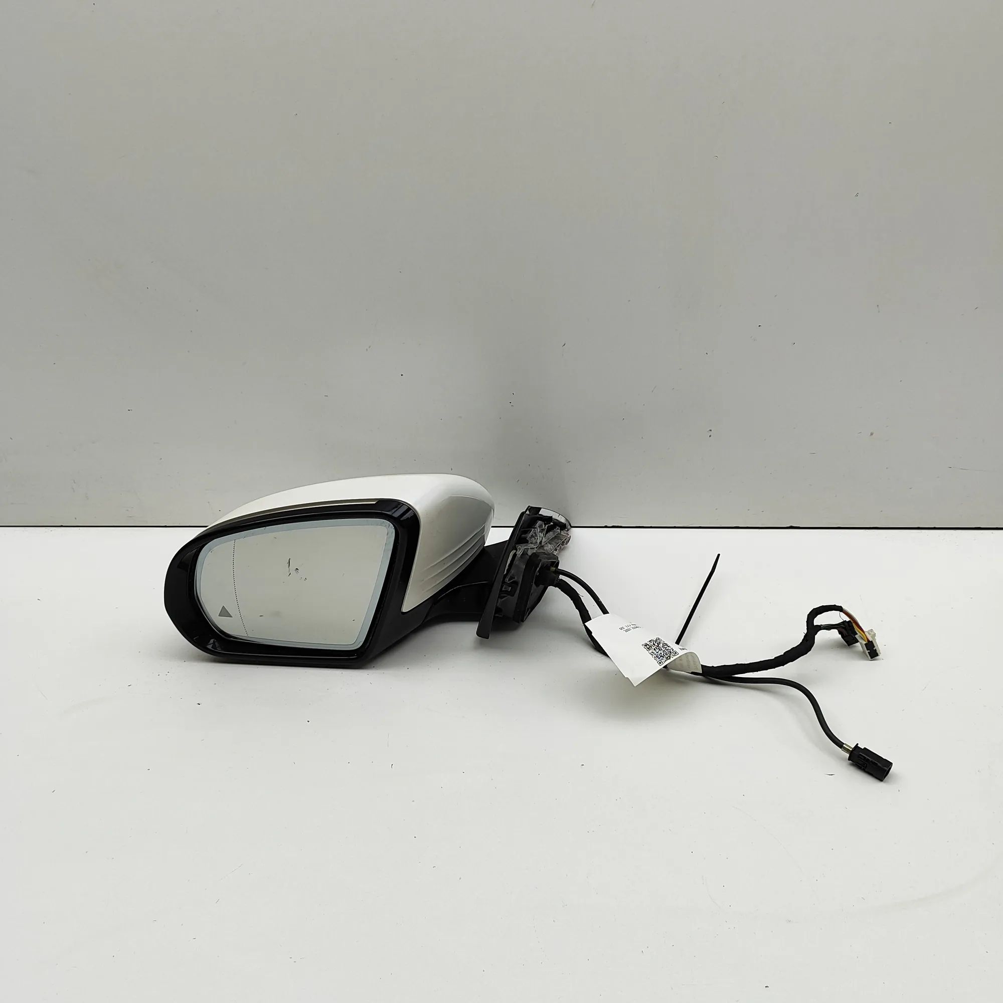 Mercedes-Benz A (W176) Left Side Wing Mirror A2228106700 Left Side Wing Mirror MERCEDES-BENZ...