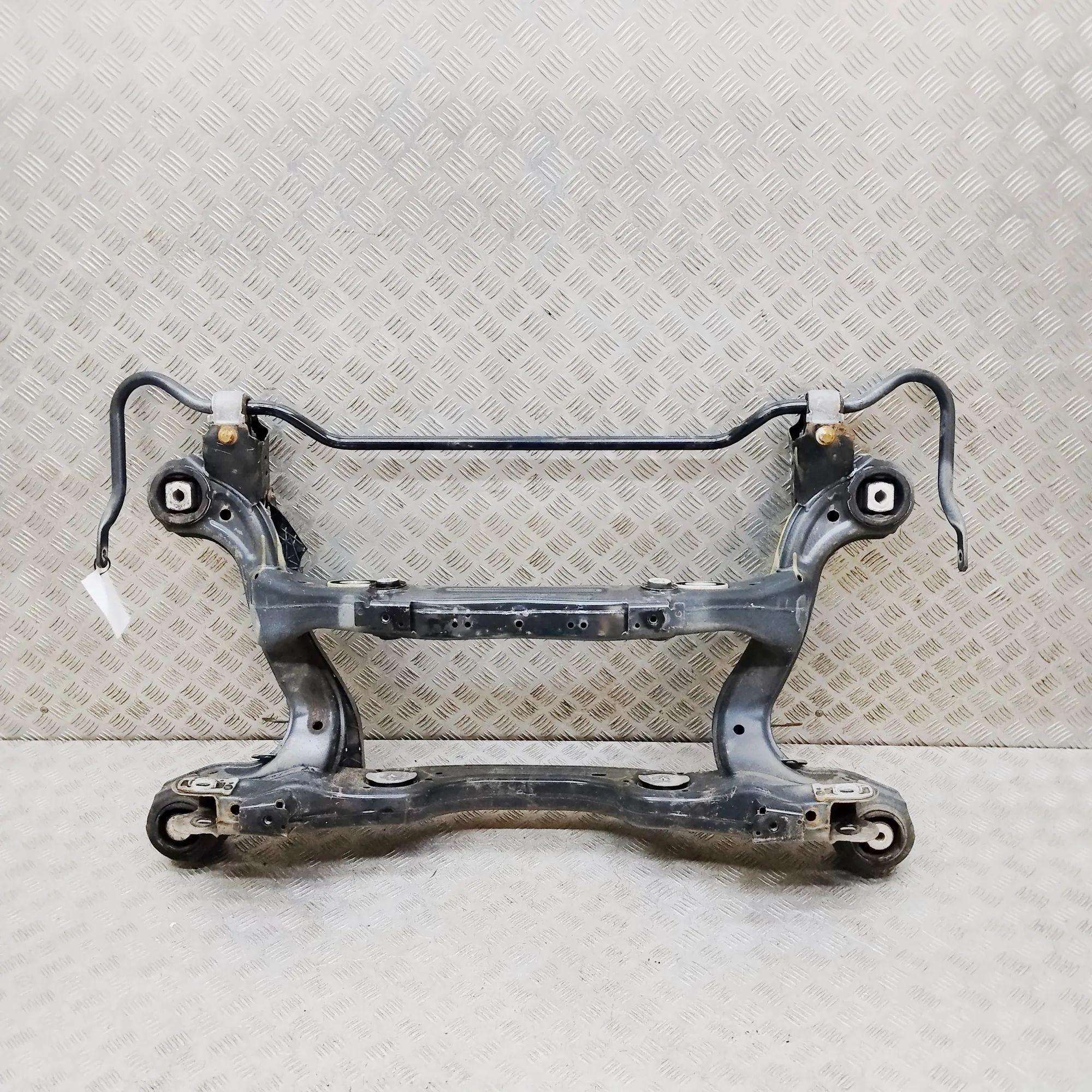 Mercedes-Benz GLB / EQB (X247) Rear subframe A2433208000, A2433501601 Rear Subframe MERCEDES...
