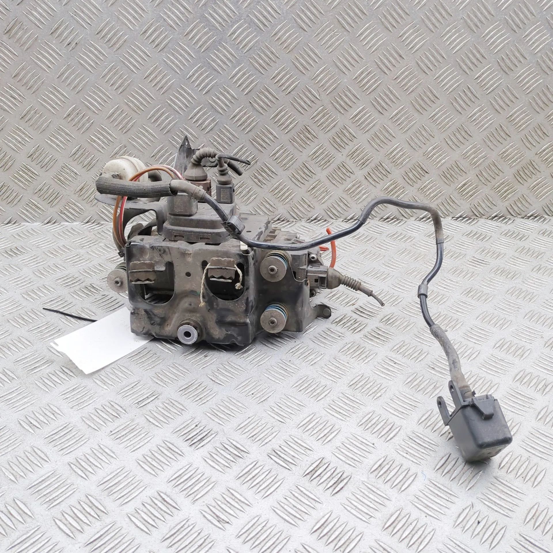 Volkswagen Touareg Air Suspension Compressor 10R-066089, 4M0616005H Air Suspension Compresso...