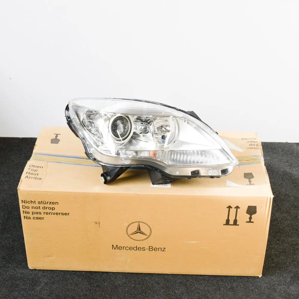 Mercedes-Benz A (W169) Front Right Headlight A2518206261 Front Right Headlight MERCEDES-BENZ...