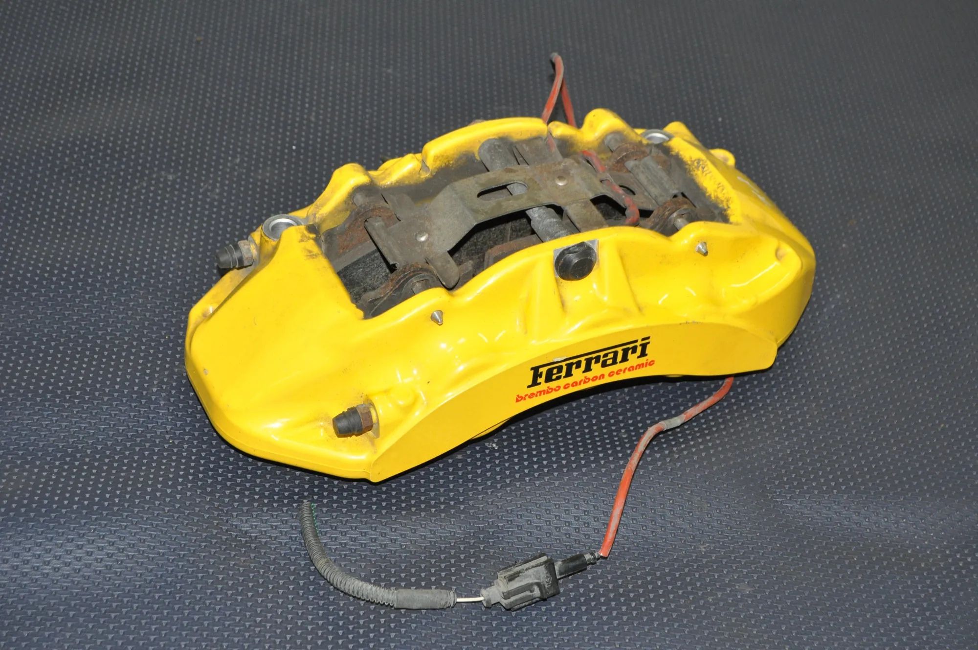 Ferrari California Front Left Brake Caliper Front Left Brake Caliper FERRARI CALIFORNIA (20...