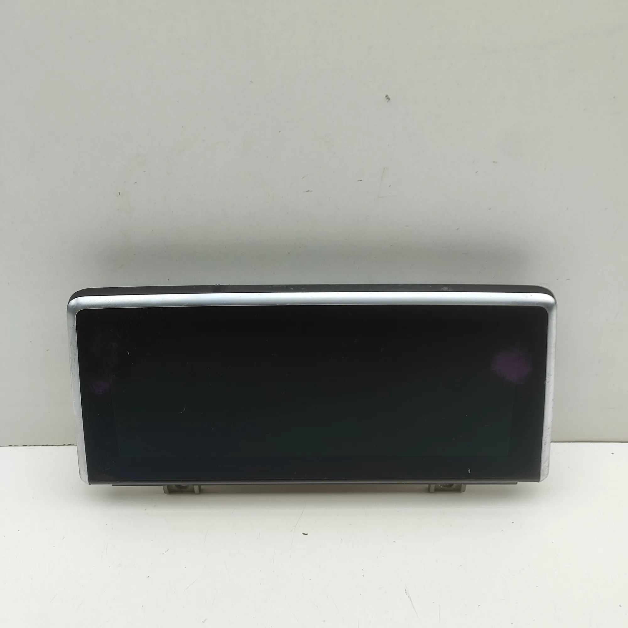 BMW X1 (F48) Navigation Screen Display