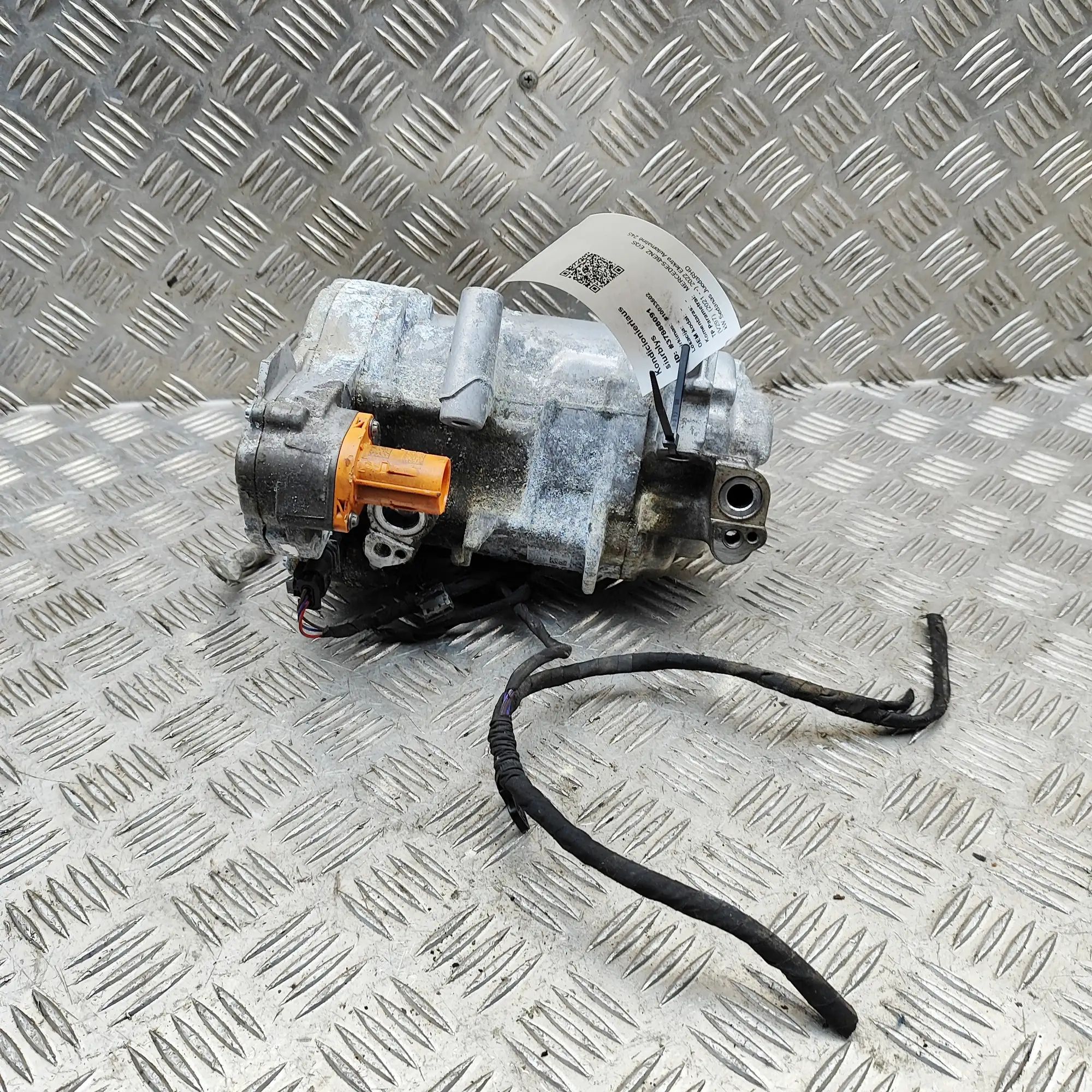 Mercedes-Benz EQS (V297 / X296) Air Condition A/C Pump A0008305404 Air Condition A/C Pump MERCEDES-BEN...