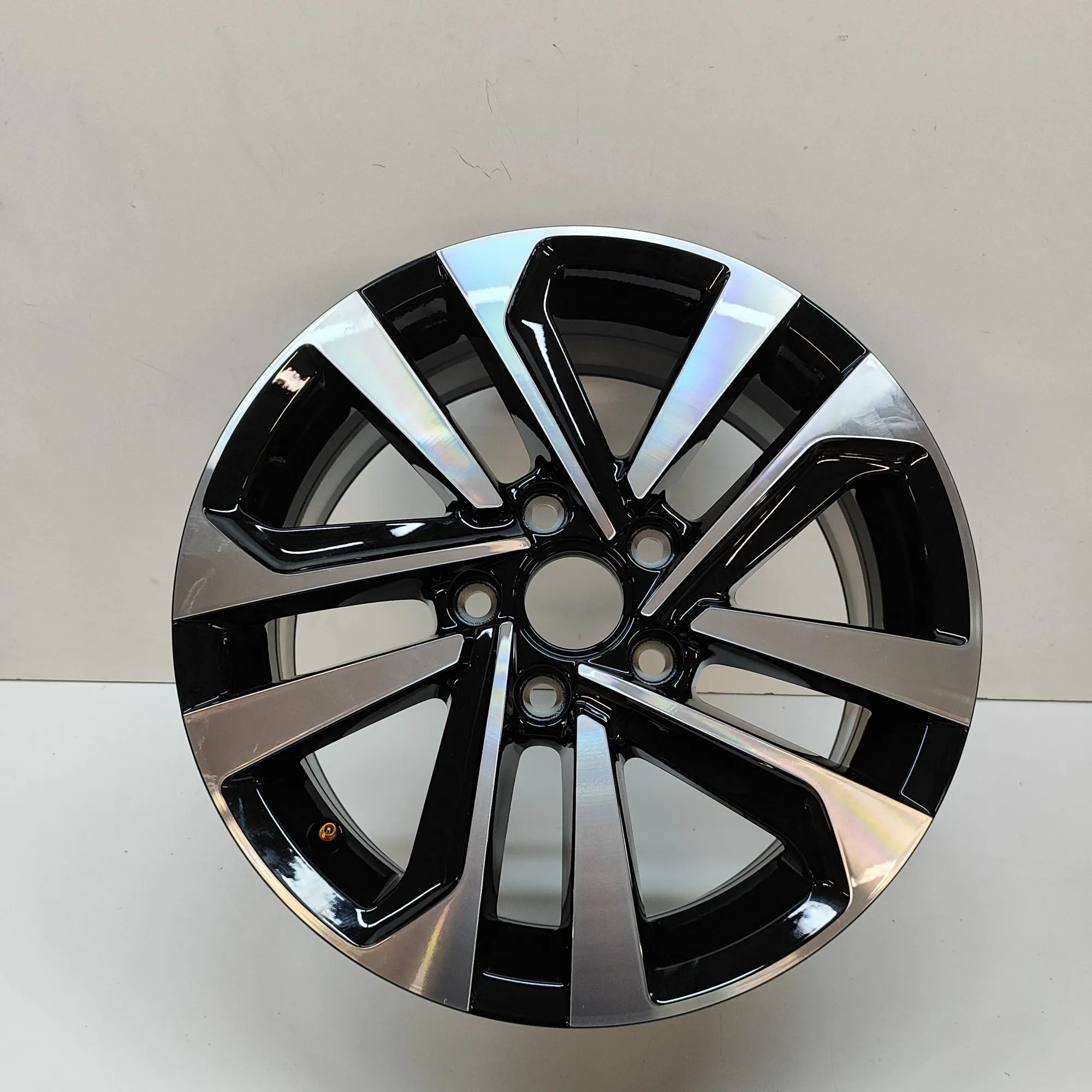 Volkswagen Golf 6 Alloy Wheel 5G0601025EA Alloy Wheel VW GOLF (VII 5G1, BQ1, ...