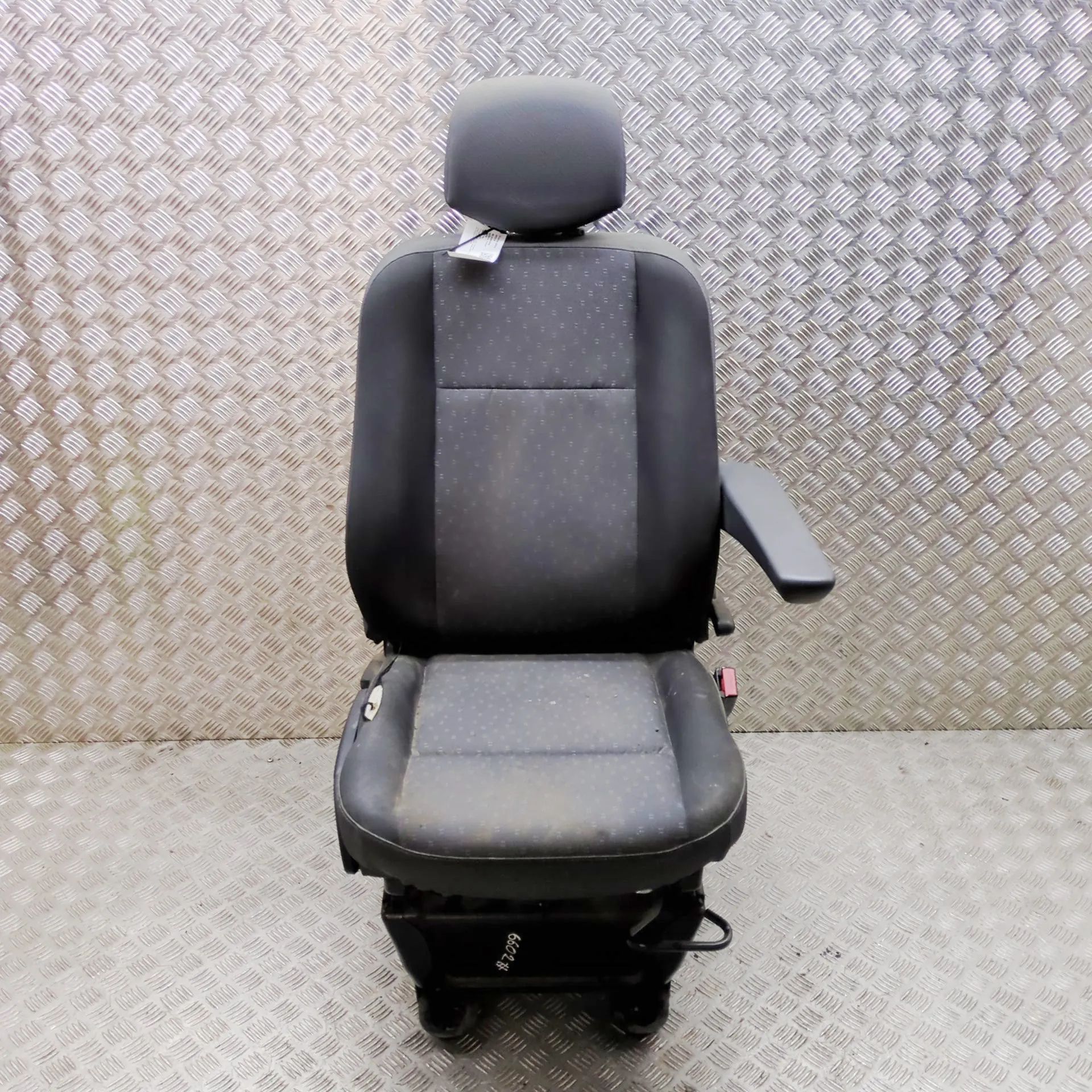 Opel Movano (B) Front Right Seat 93197980 Front Right Seat OPEL MOVANO (B Furgon...