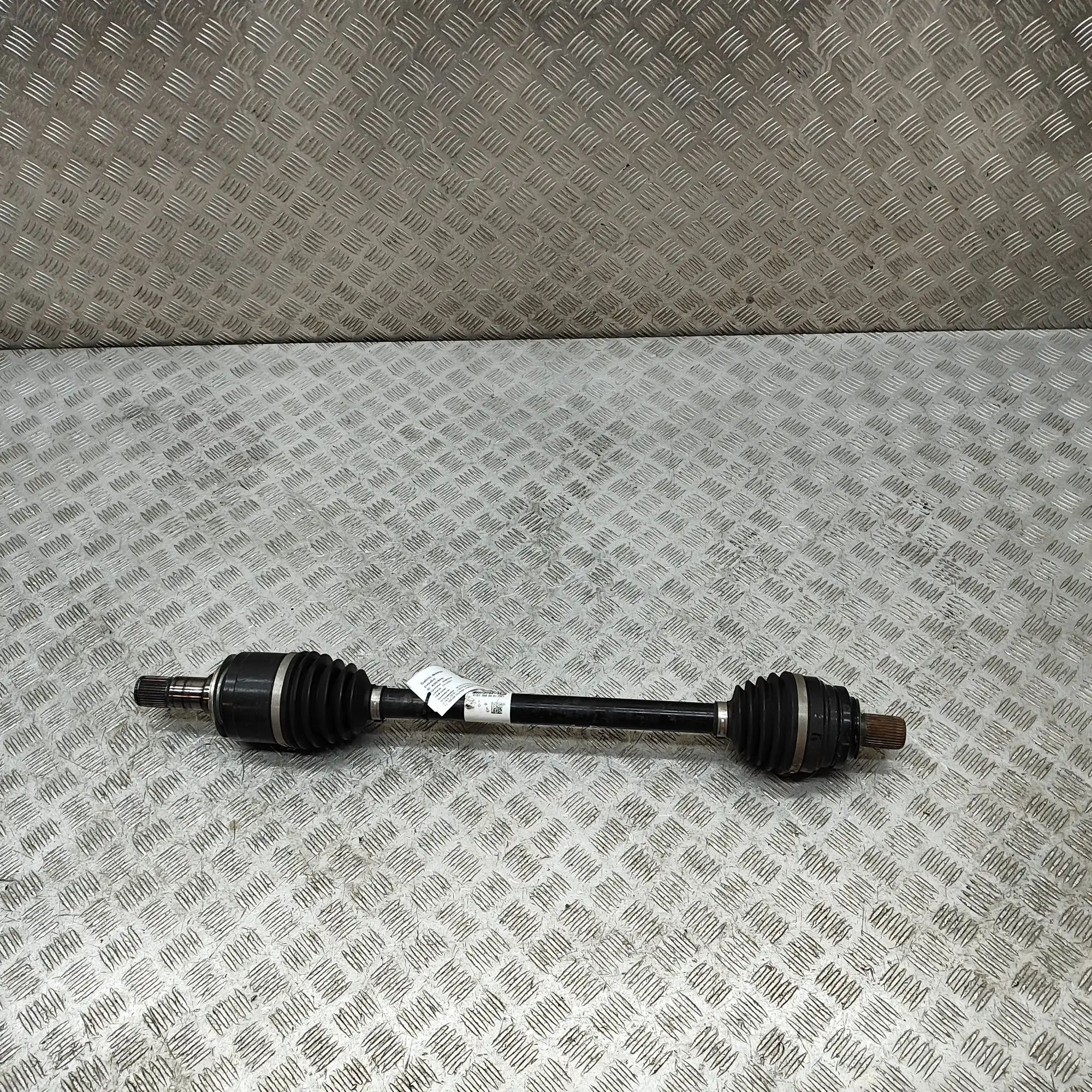 Mercedes-Benz GLE (W167) Rear Right Driveshaft A1673508401 Rear Right Driveshaft MERCEDES-BENZ...