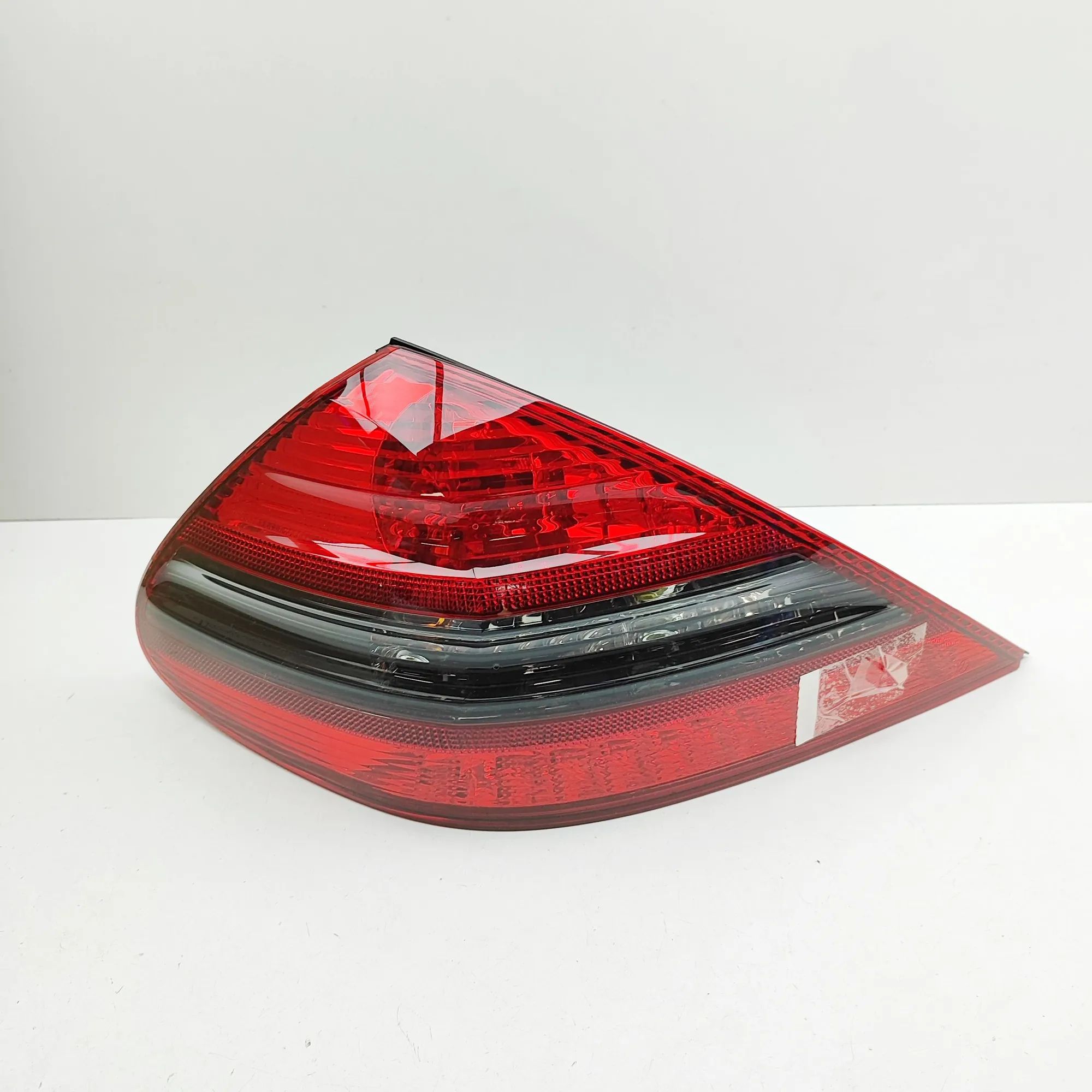 Mercedes-Benz 280SL - 600SL / SL (R129) Rear Left Tail Light