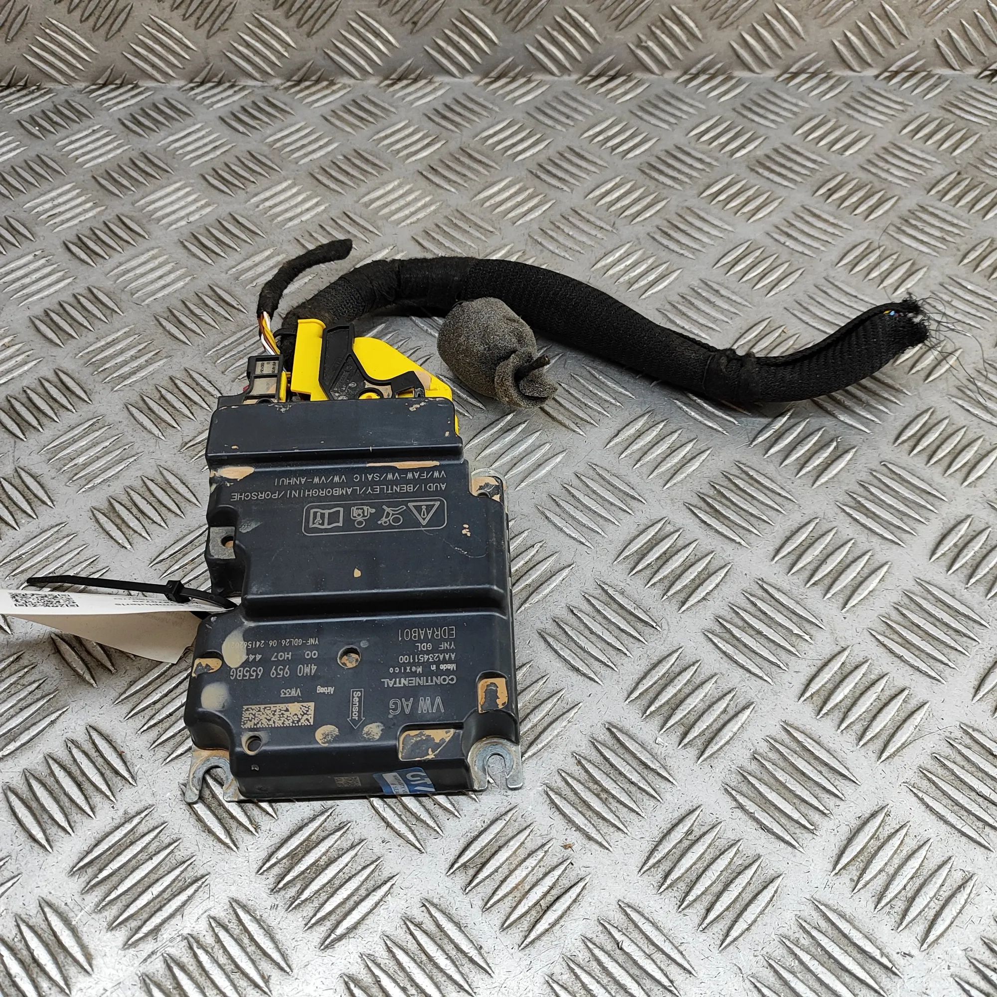 Audi Q8 SRS Control Unit 4M0959655BG SRS Control Unit AUDI Q8 (4MN) (201...
