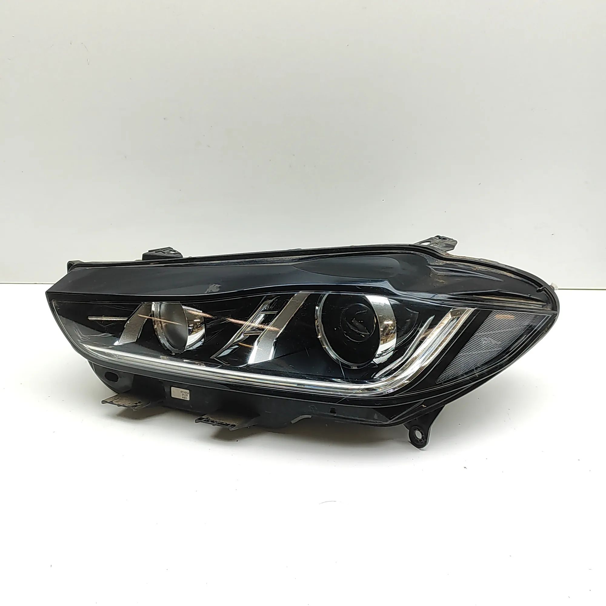 Jaguar XE Front Left Headlight 5DV009610, 5DF011818, GX73-13W030-DG Front Left...