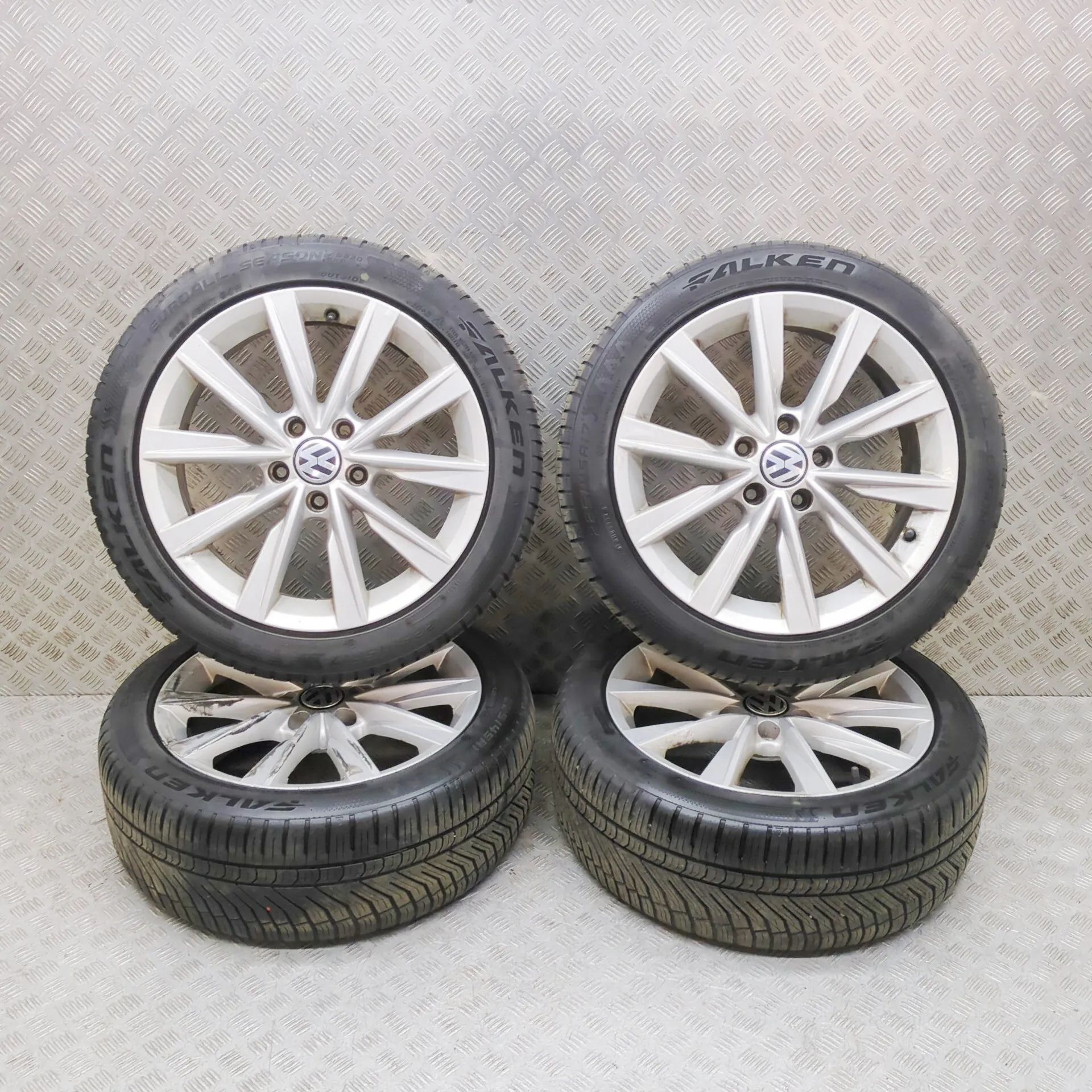 Volkswagen Caddy (2K) Alloy Wheel Set 5N0601025S Alloy Wheel Set VW CADDY (IV Furgon ...