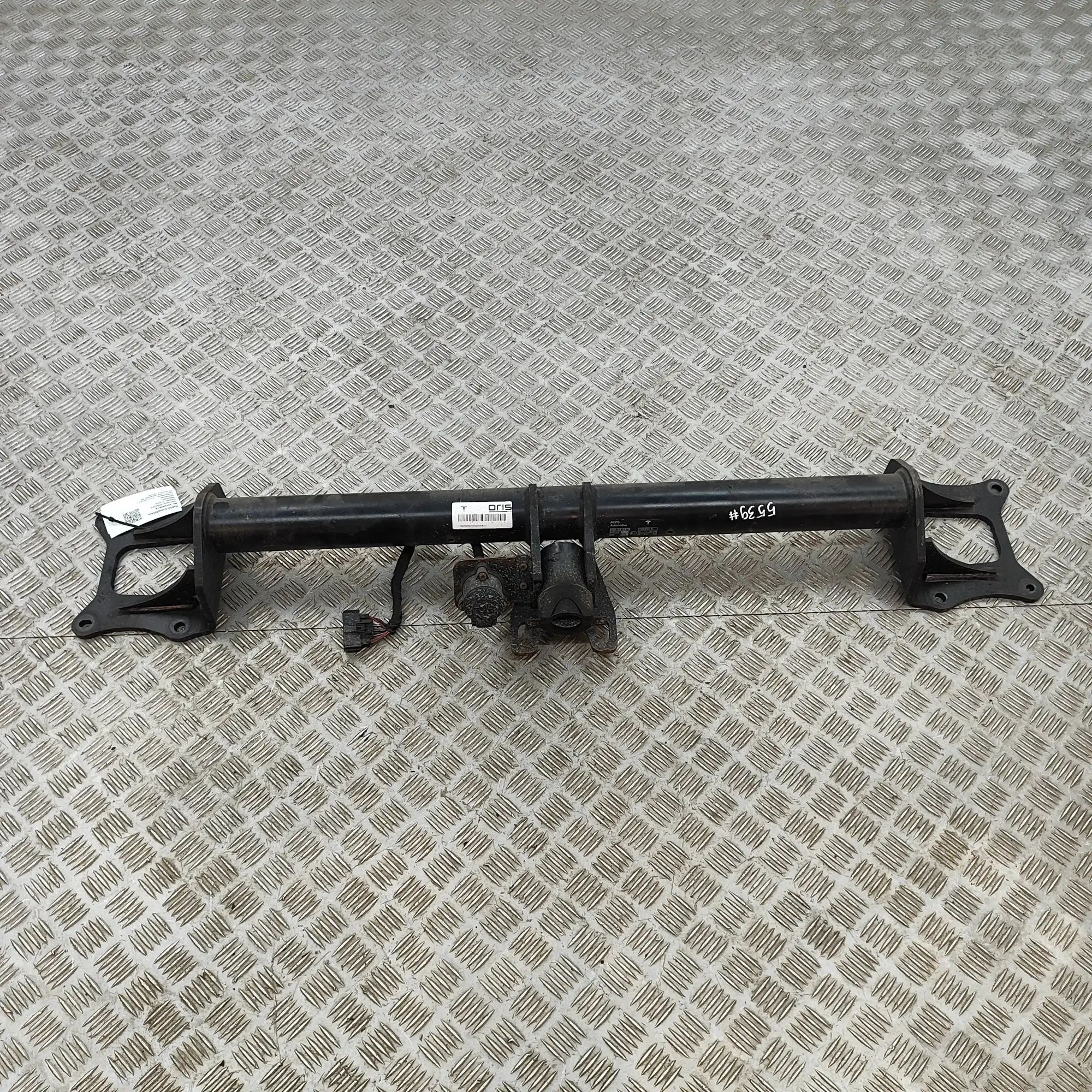 Tesla Model X Towbar Kit 1027583-00-F Towbar Kit TESLA MODEL X (2013-......