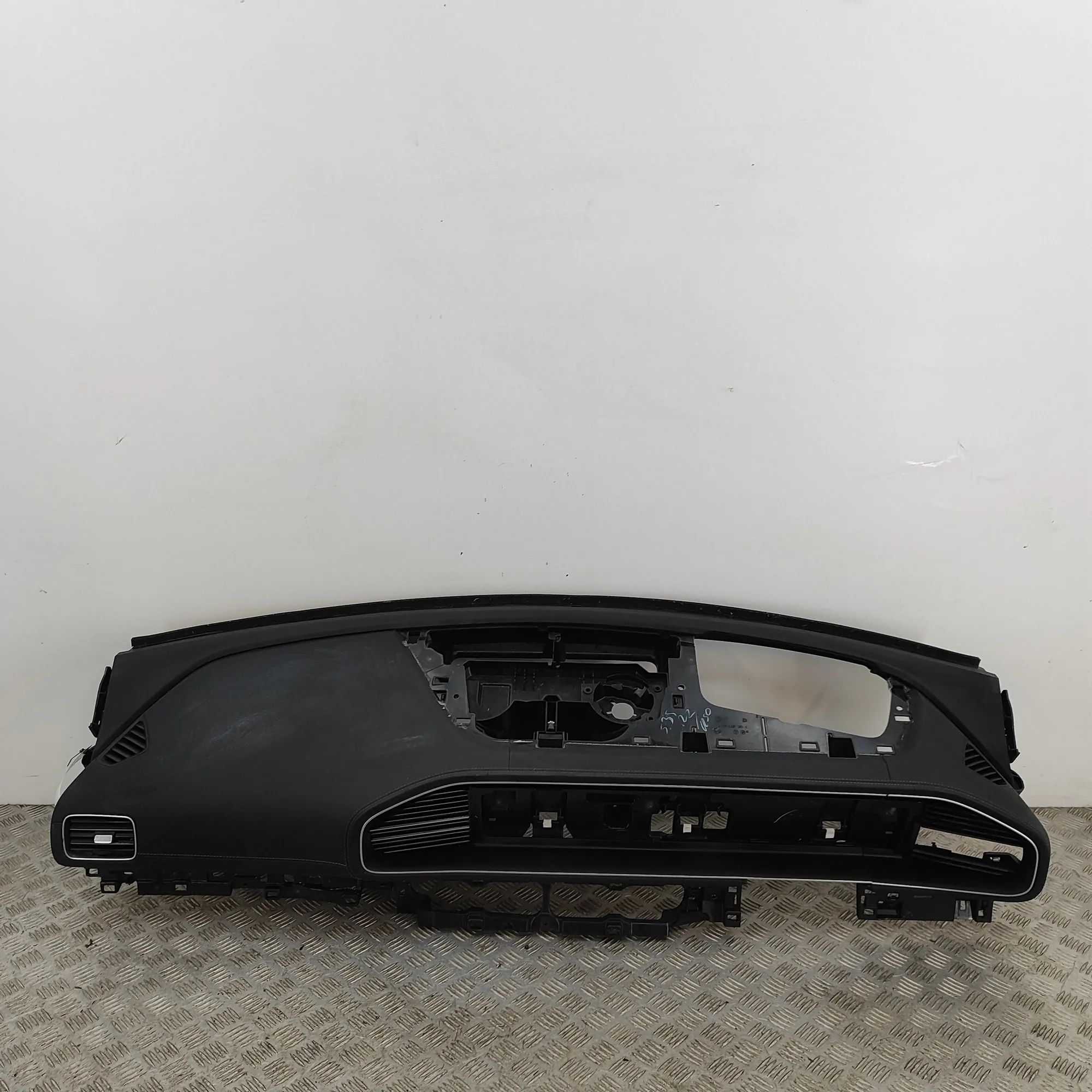 Mercedes-Benz ML / GLE (W166) Dashboard A1676800101 Dashboard MERCEDES-BENZ GLE (W167) ...